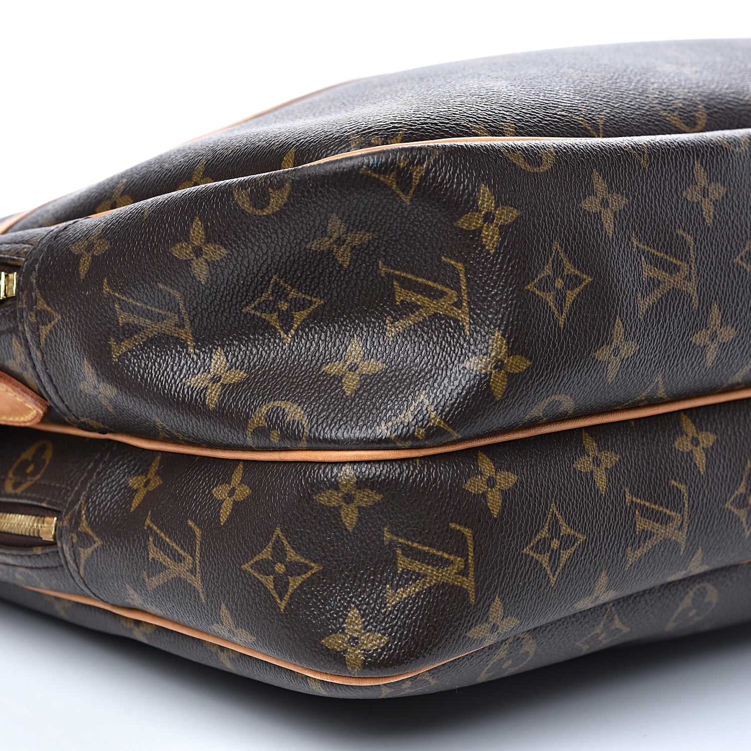 Louis Vuitton Monogram Reporter GM 6 of 13