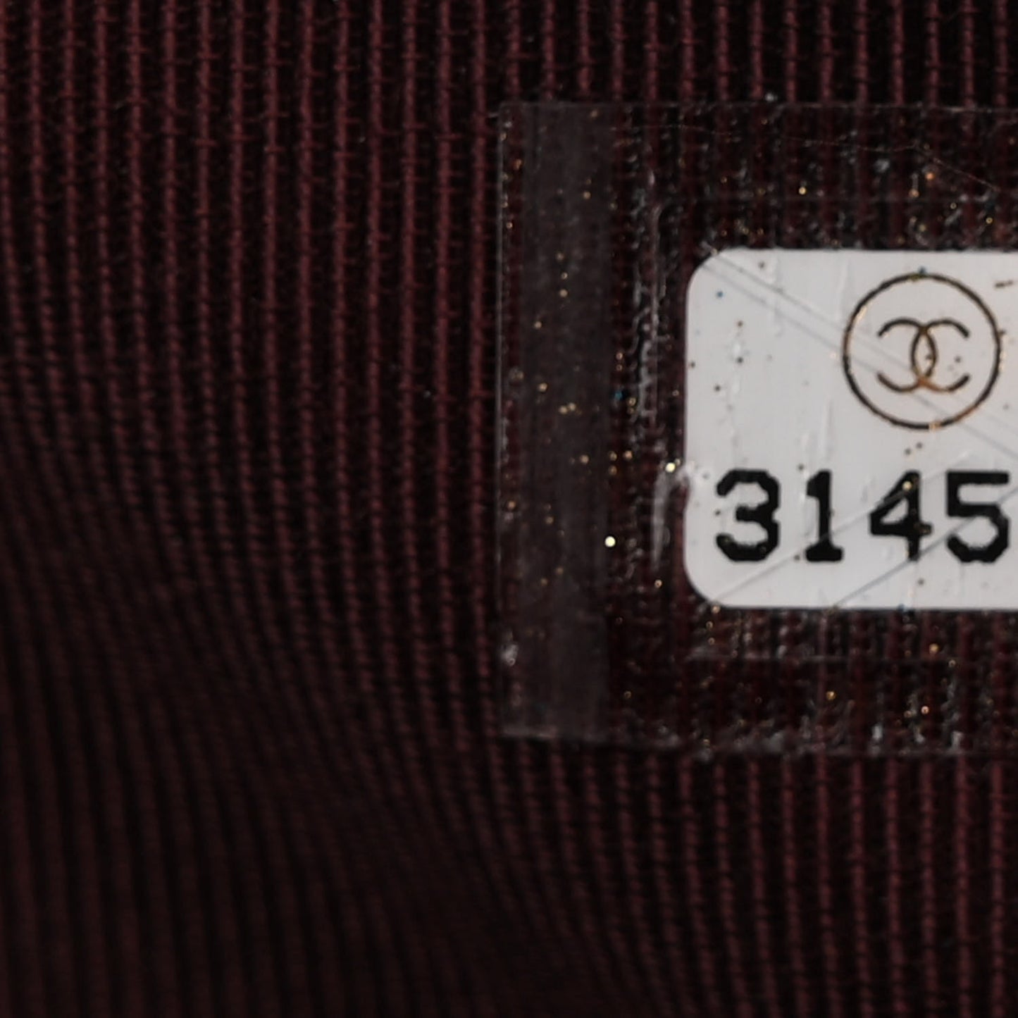 Caviar Quilted Vanity With Chain Black