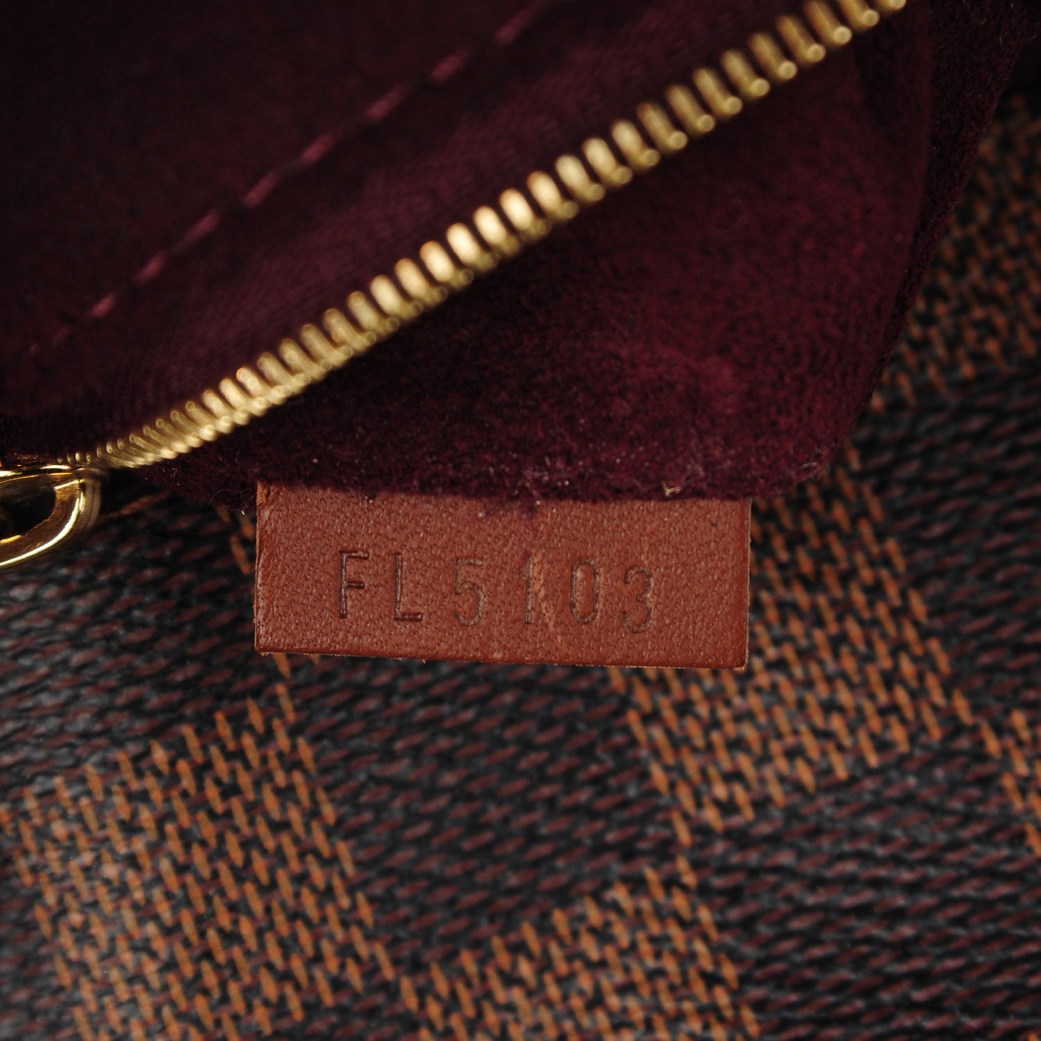 Louis Vuitton Damier Ebene Ascot 7 of 7
