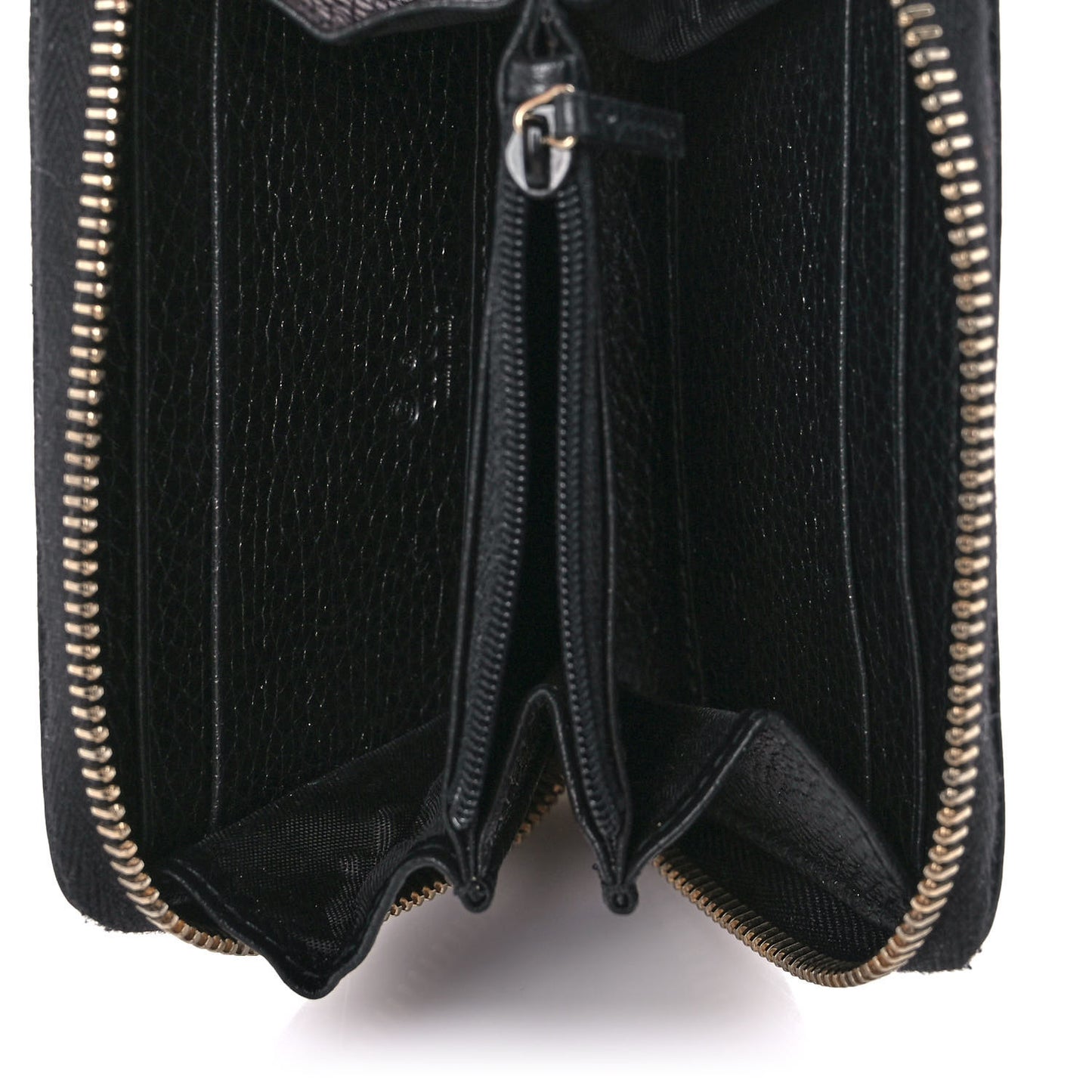 Pebbled Calfskin Small Soho Zip Around Wallet Black