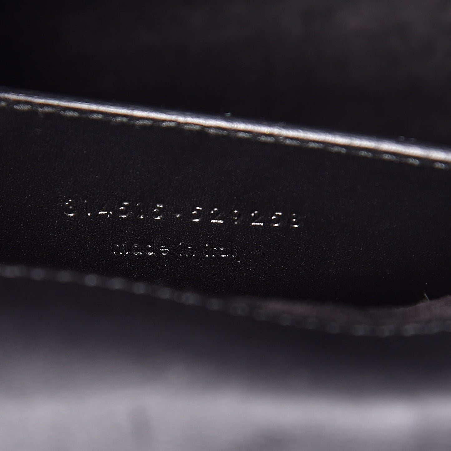 Calfskin Medium Classic Betty Black