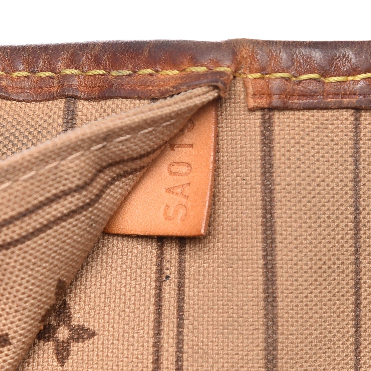 Louis Vuitton Monogram Neverfull MM 8 of 28