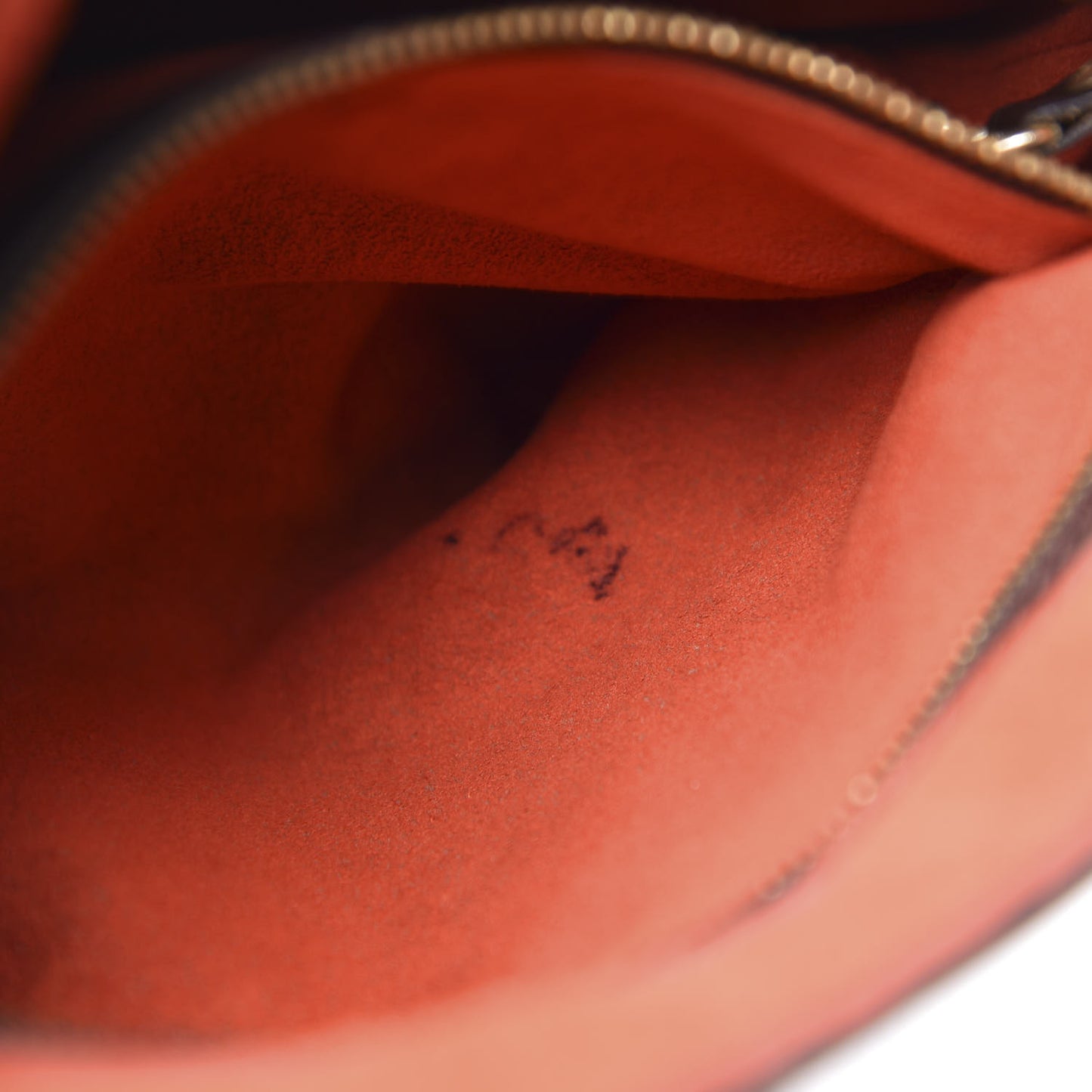 Damier Ebene Marais Bucket 23
