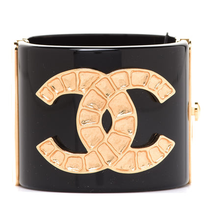 Chanel Resin Along The Nile CC Cuff Black Gold 1 of 6