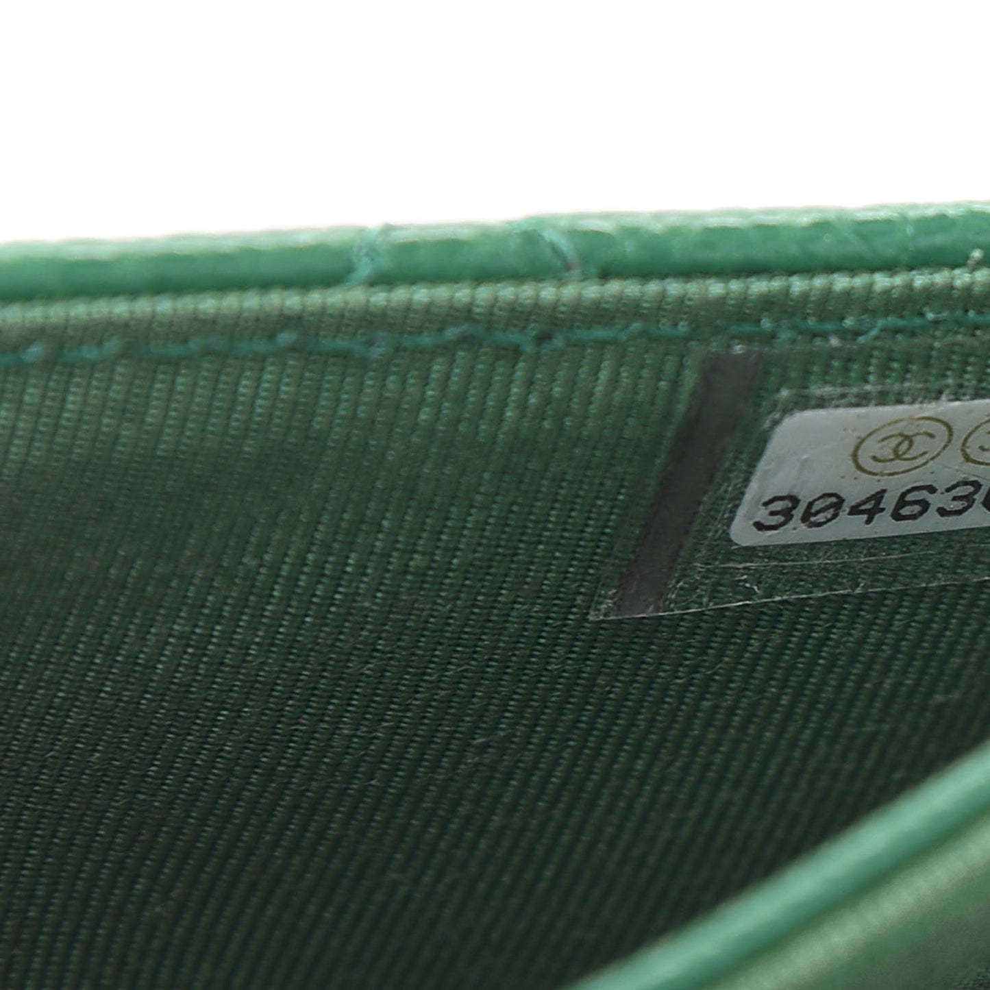 Metallic Caviar Quilted Card Holder Wallet Green