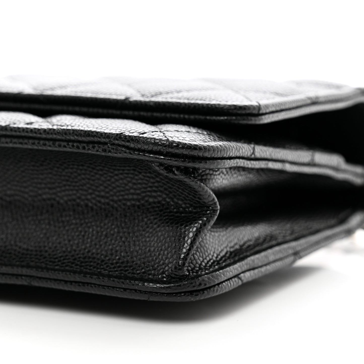 Caviar Quilted Wallet on Chain WOC Black
