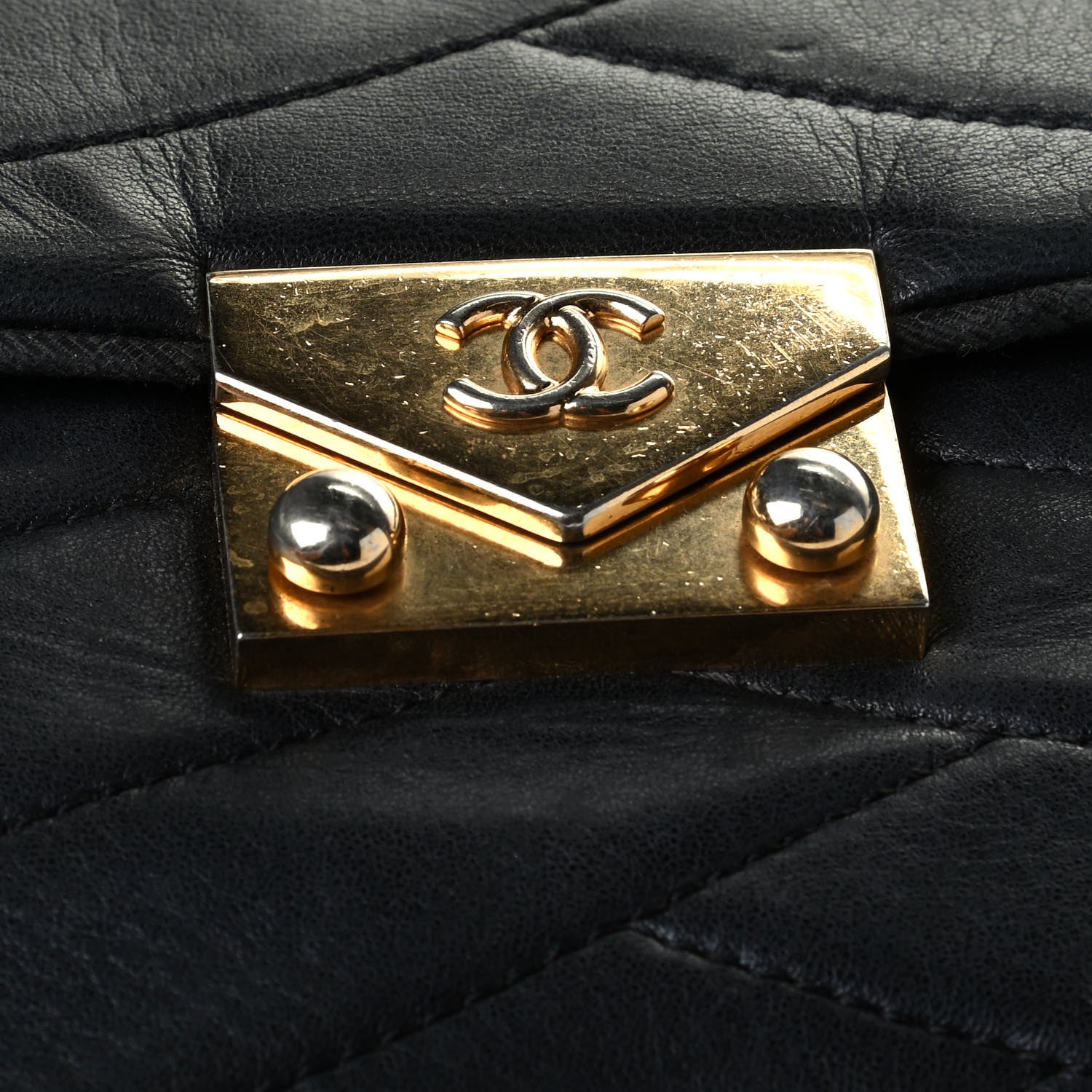 Chanel Lambskin Scallop Quilted Medium Pagoda Flap Black 5 of 9