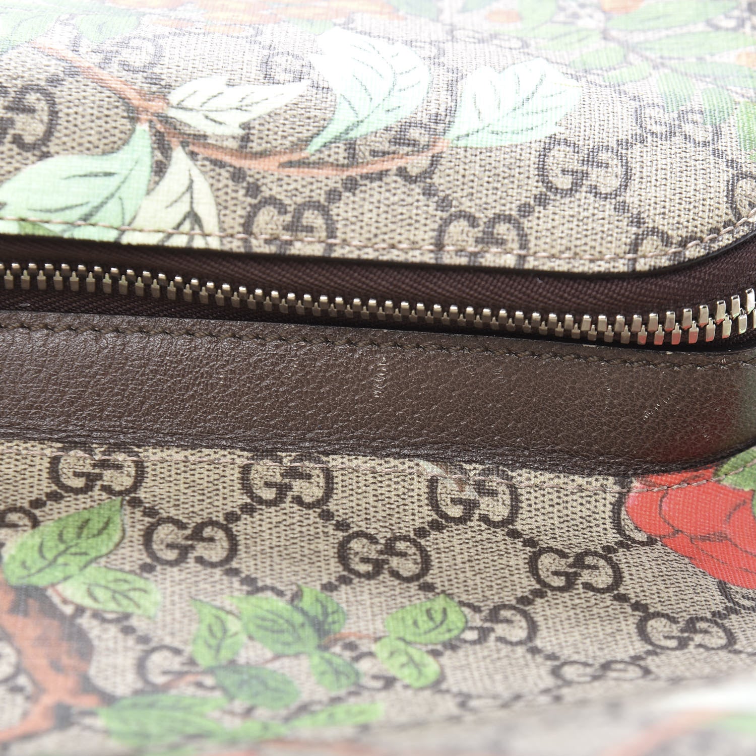 Gucci GG Supreme Monogram Tian Web Small Day Backpack Beige Multicolor New Acero 17 of 17