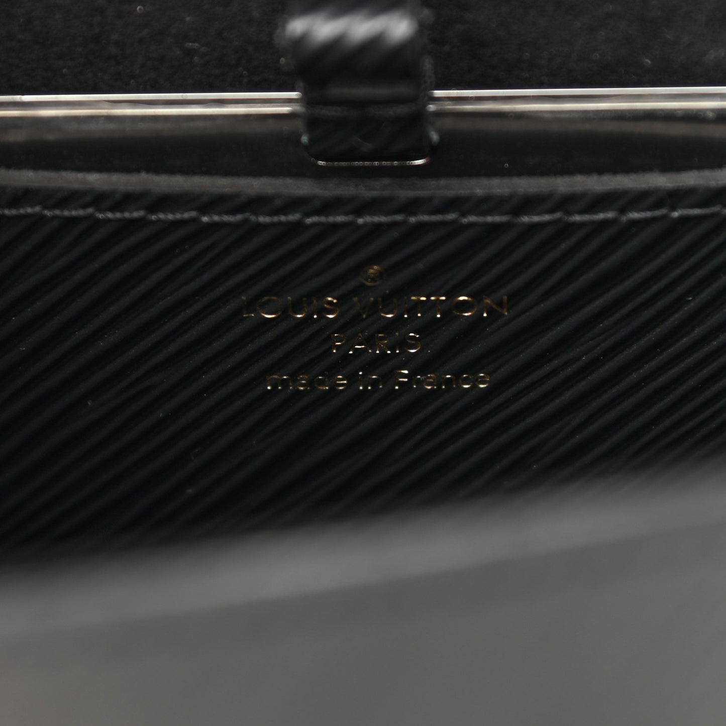 Epi Twist Shoulder Bag MM Matte Black Gold