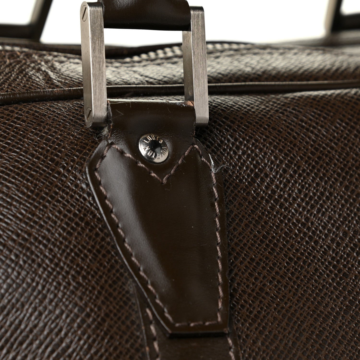 Louis Vuitton Taiga Kendall GM Acajou 14 of 23