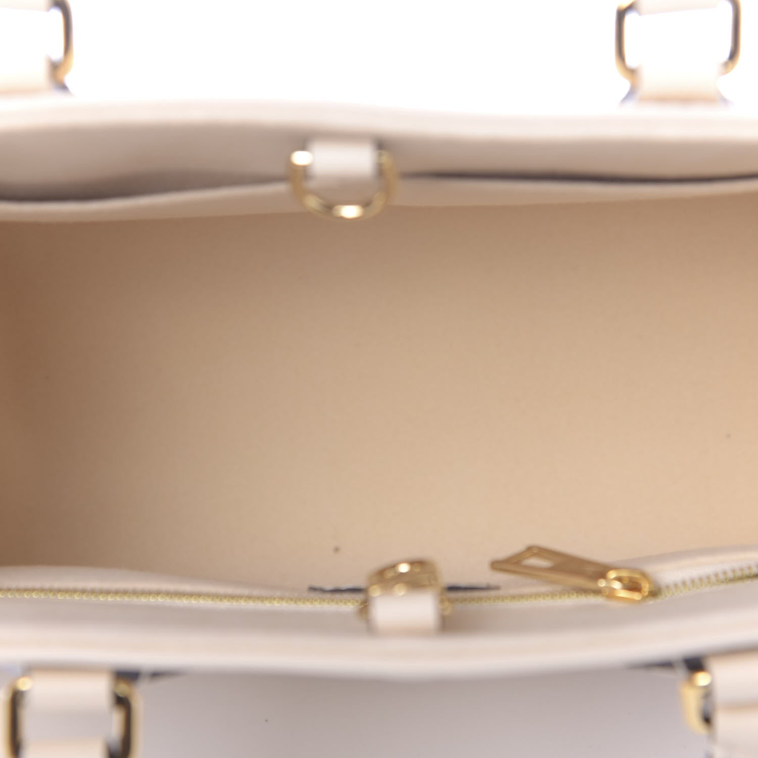 Louis Vuitton Empreinte Monogram Giant Onthego PM Creme Bois De Rose 5 of 10