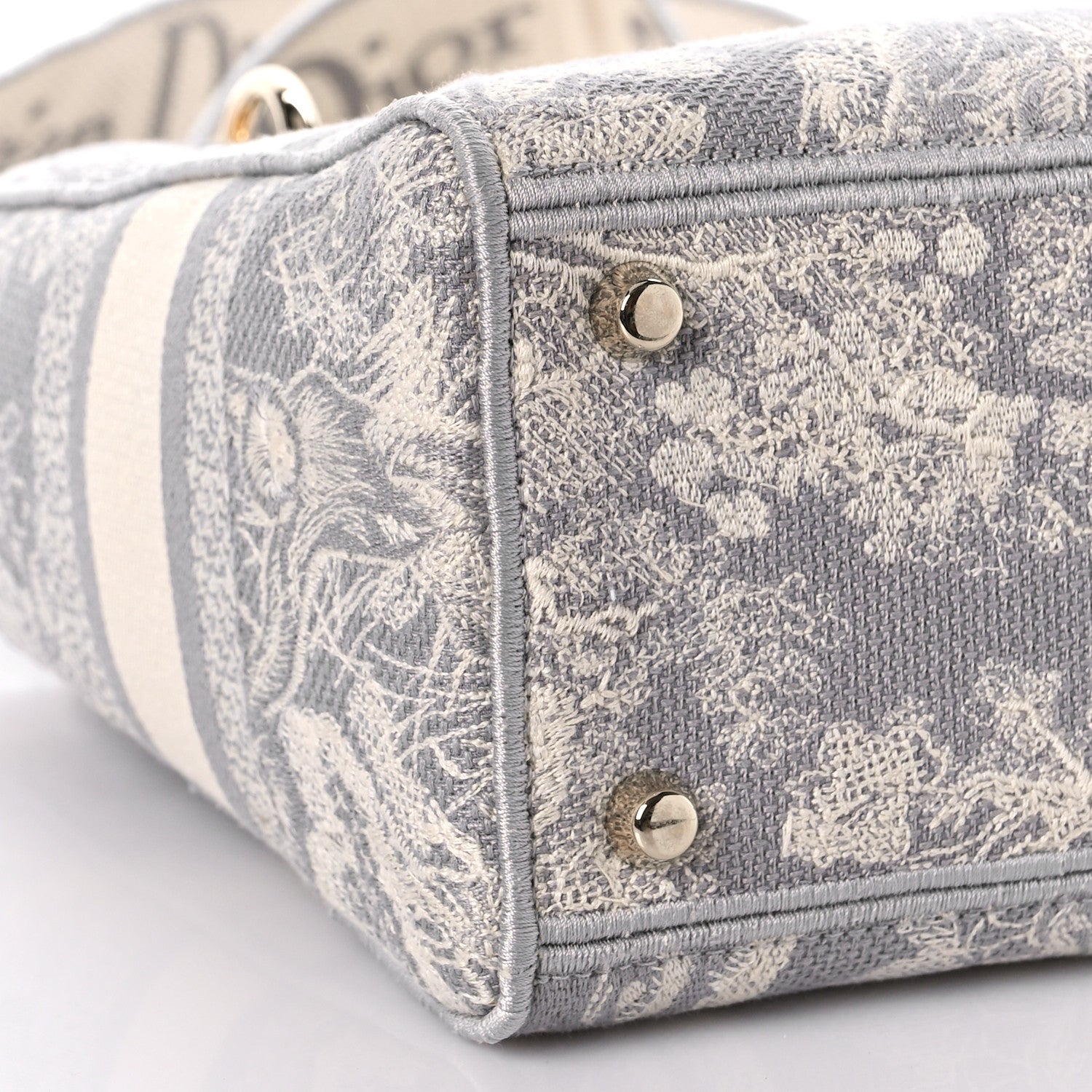 Christian Dior Canvas Toile De Jouy Reverse Embroidered Medium Lady D-Lite Fluorescent Grey 7 of 11