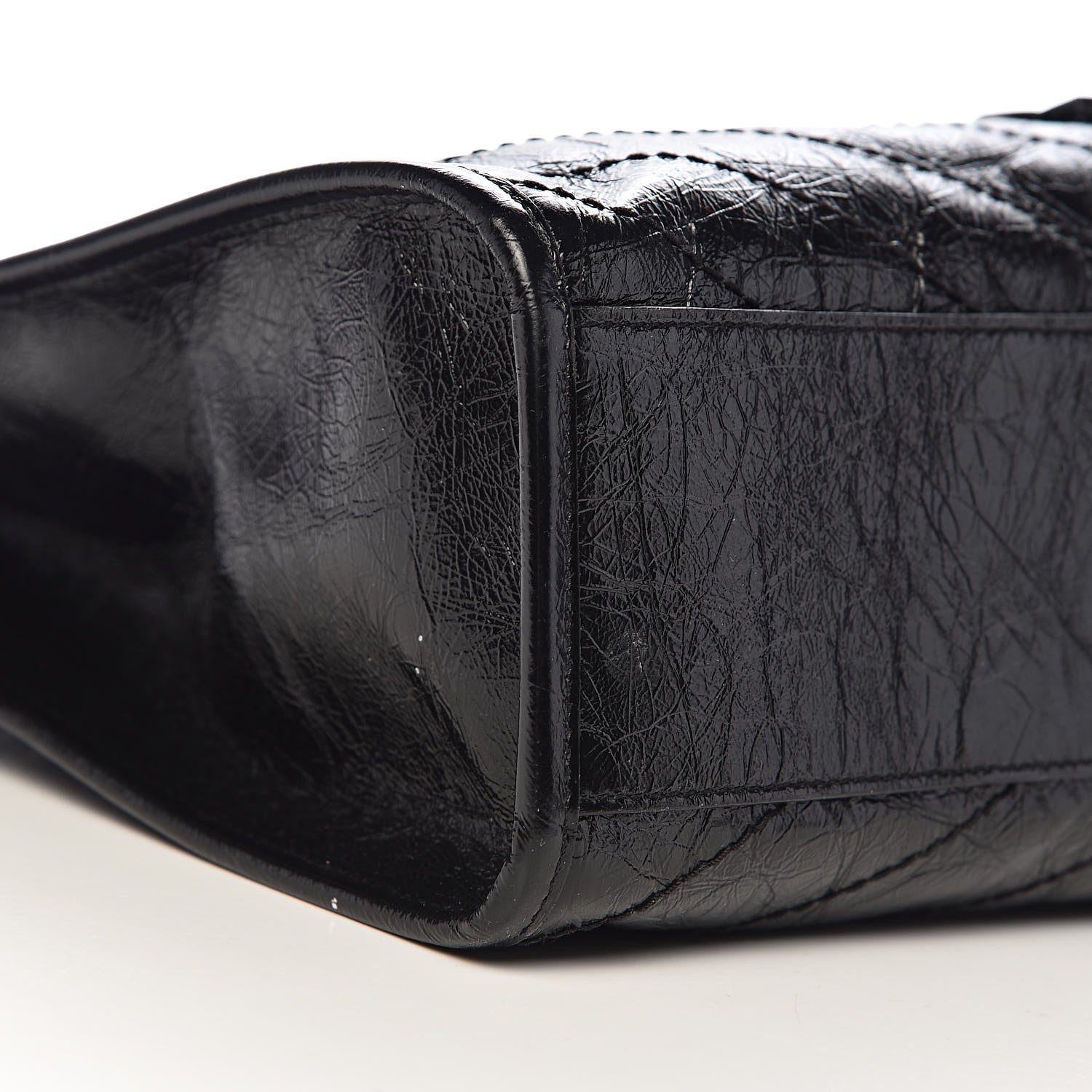 Saint Laurent Crinkled Calfskin Matelasse Monogram Medium Niki Shopper Tote Black 7 of 9