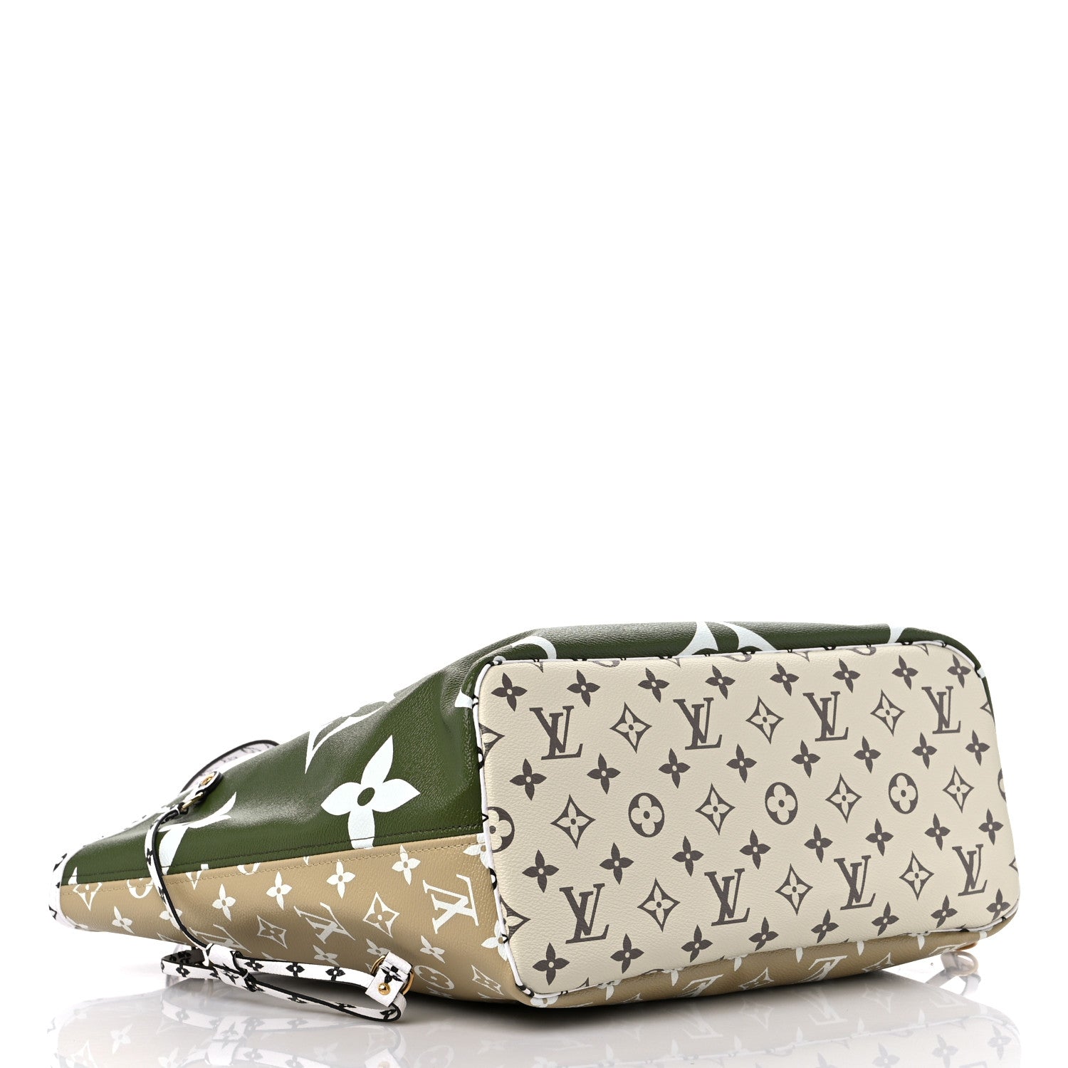 Louis Vuitton Monogram Giant Neverfull MM Kaki 6 of 11