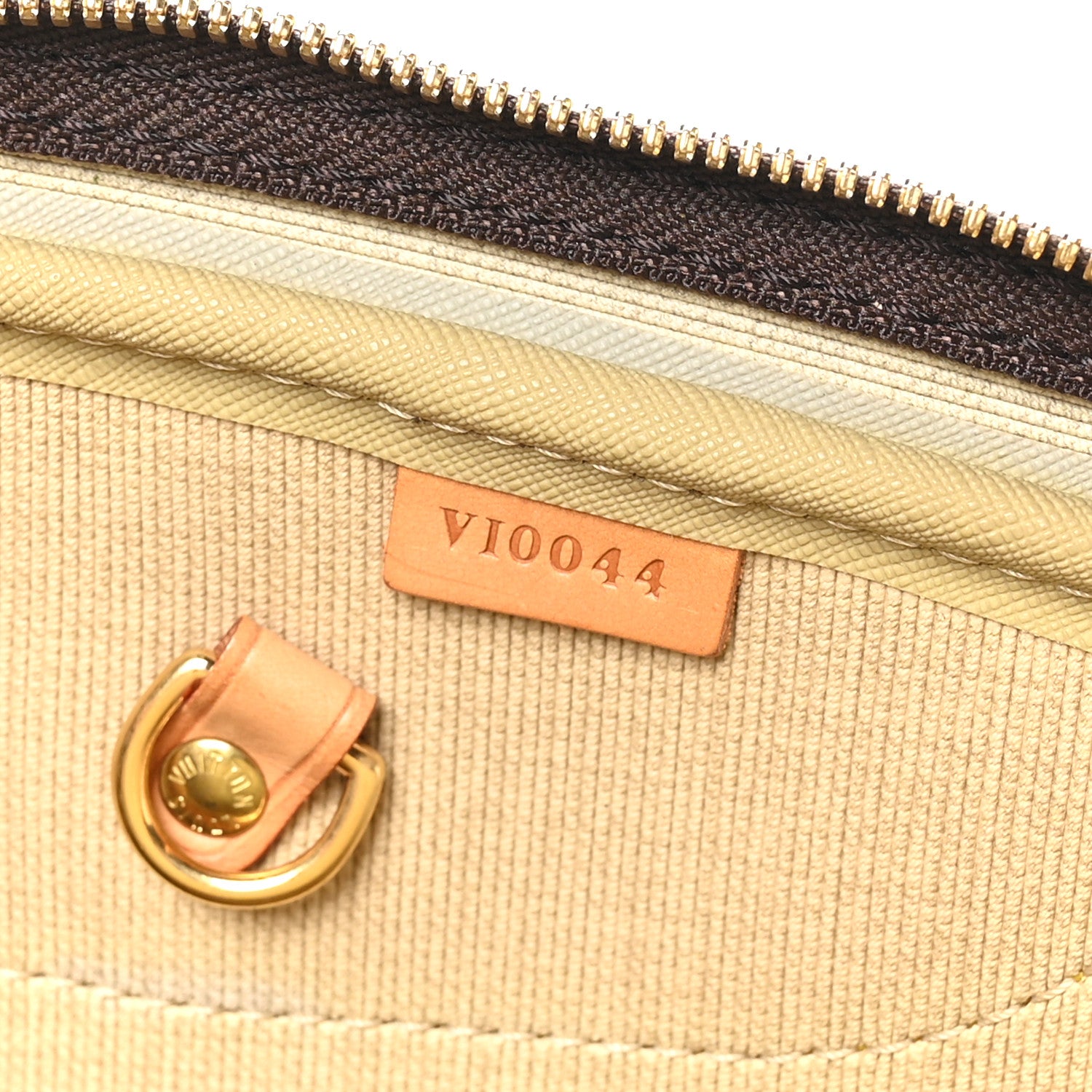 Louis Vuitton Monogram Alize 24 Heures Luggage 8 of 11