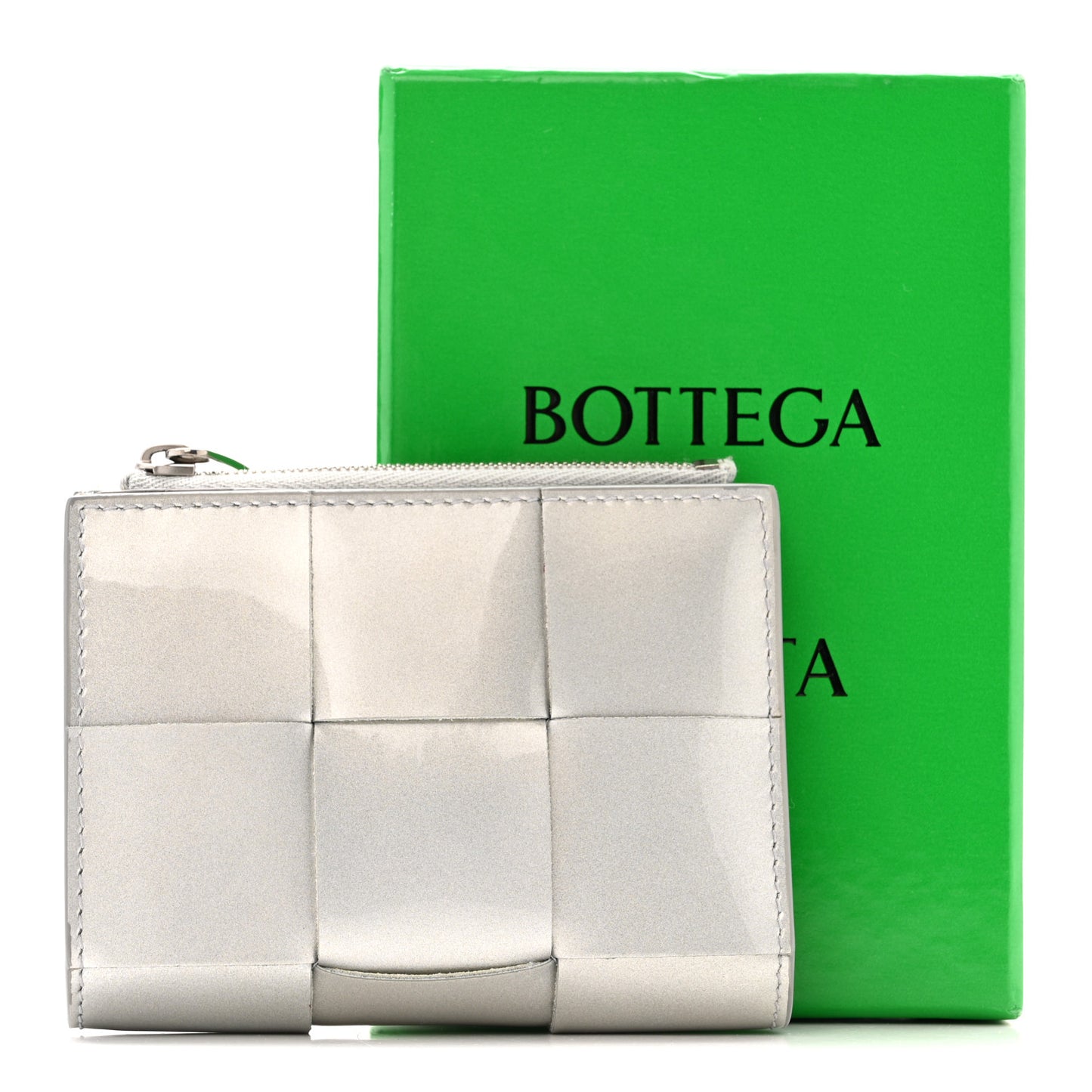 Metallic Patent Calfskin Maxi Intrecciato Small Bi-Fold Zip Wallet Silver