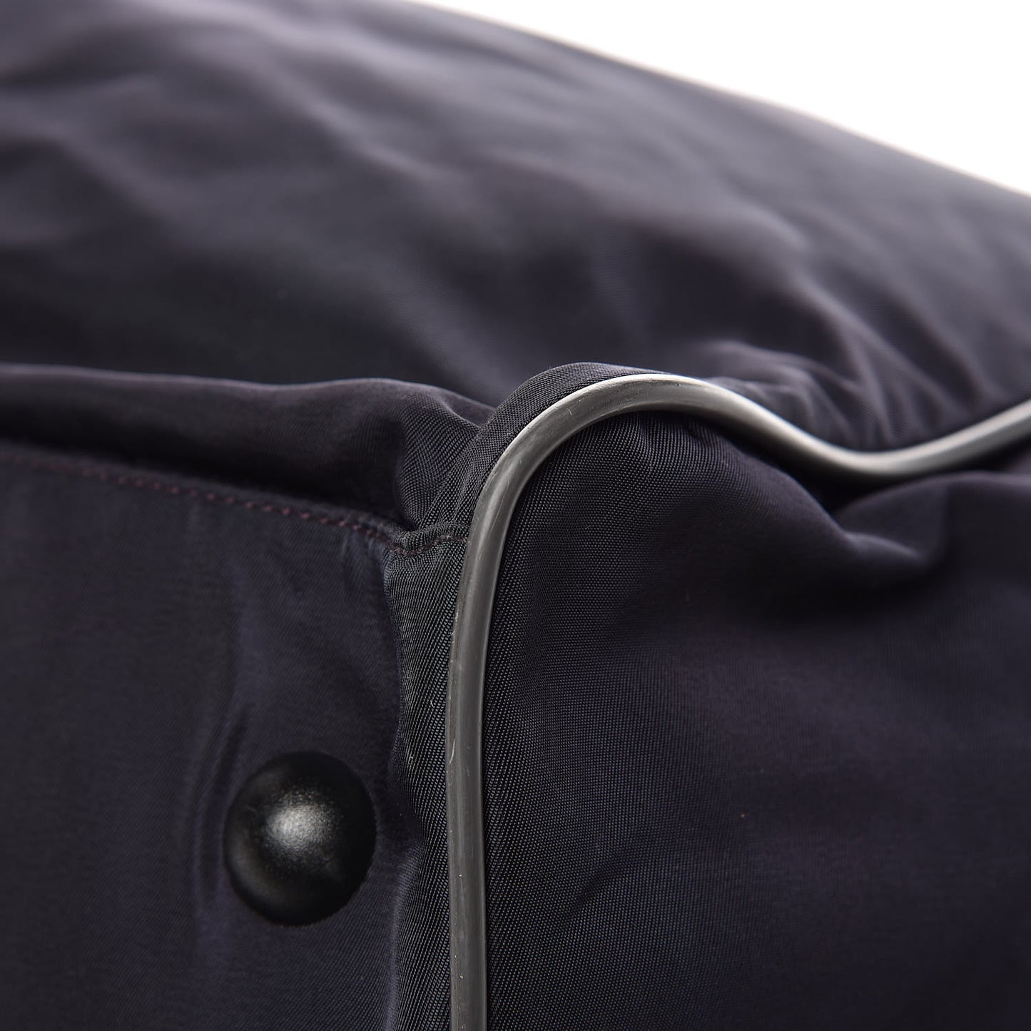 Tessuto Nylon Duffle Prugna