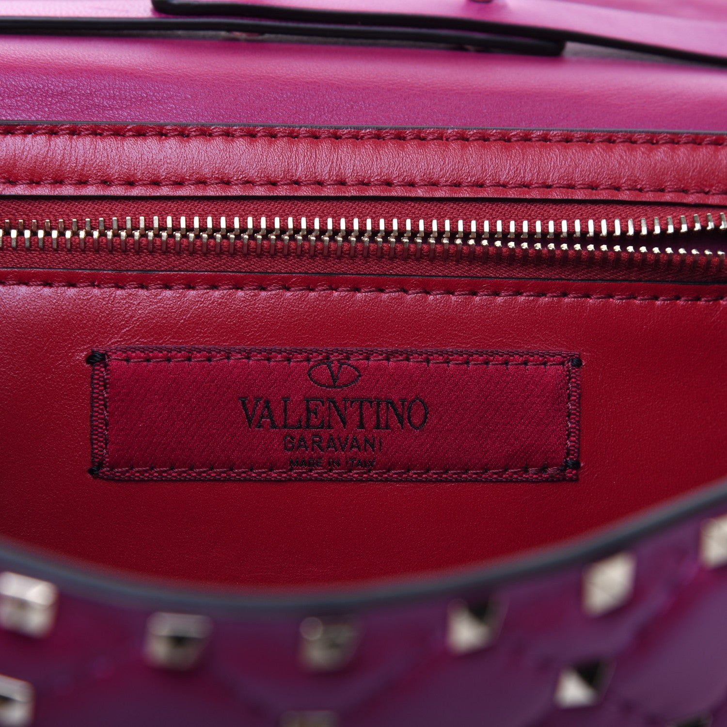 Valentino Garavani Nappa Rockstud Spike Wallet on Chain Raspberry 8 of 13