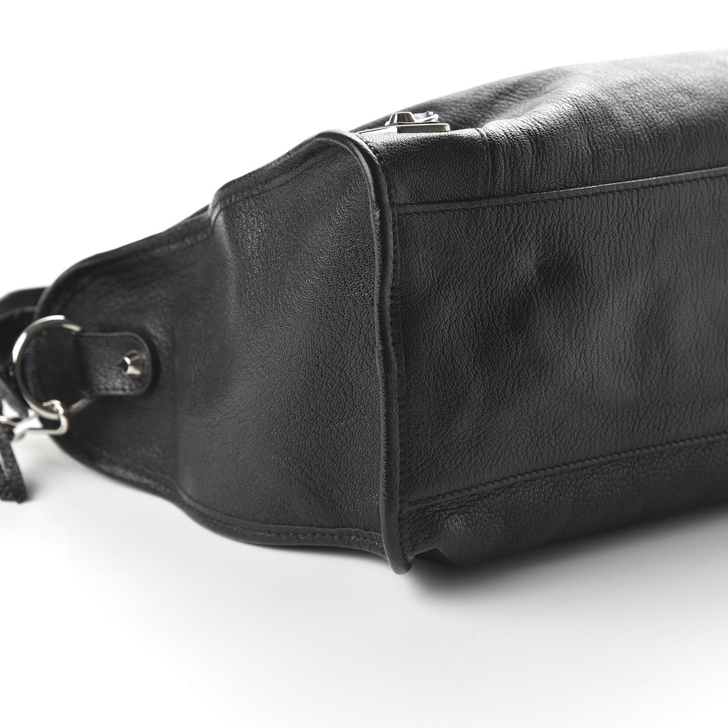 Chevre Silver Metallic Edge Hardware City Black
