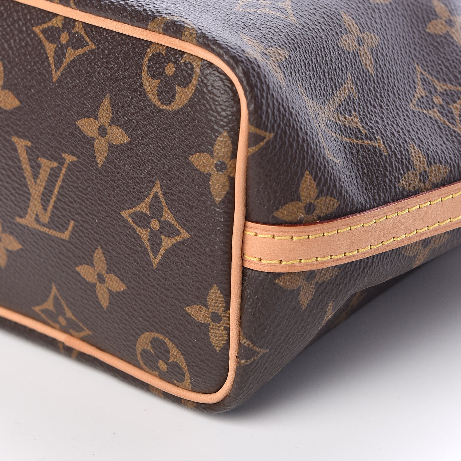 Louis Vuitton Monogram Nano Noe 10 of 10
