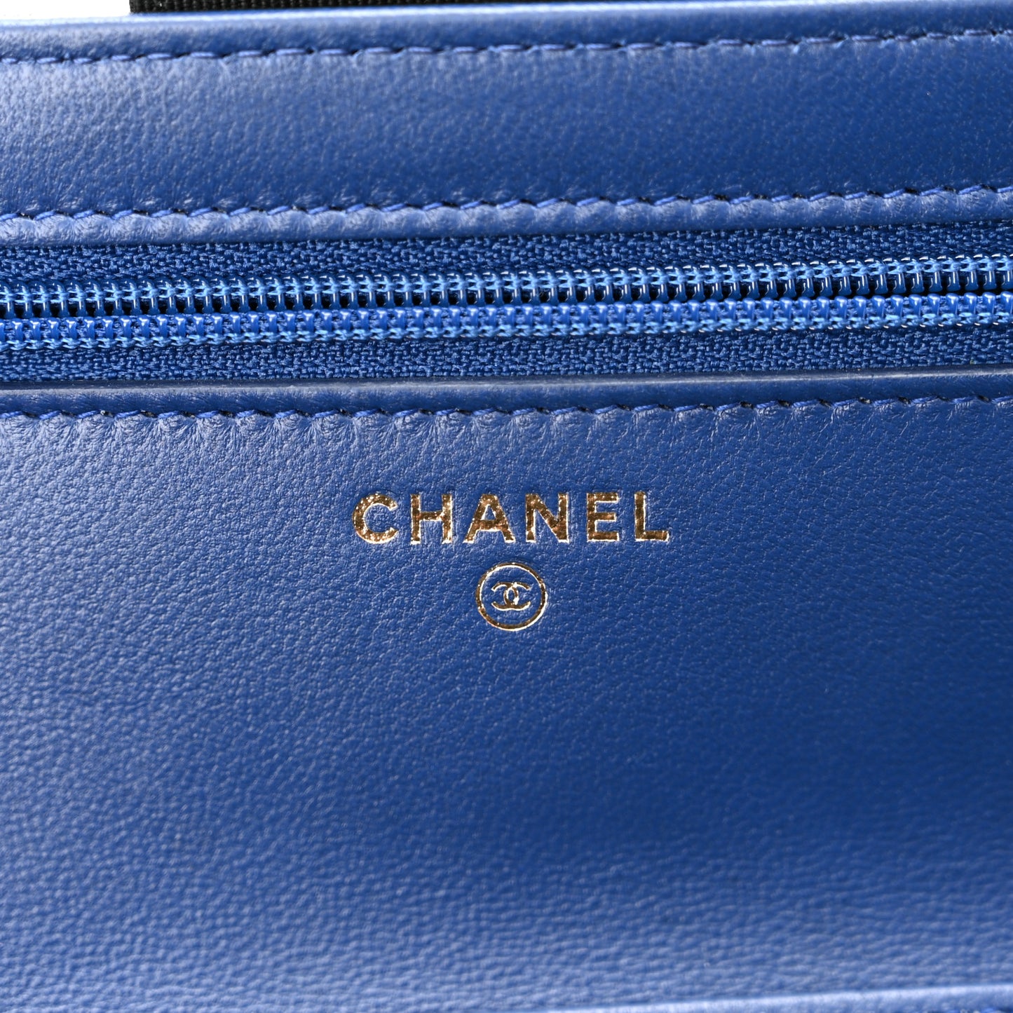 Lambskin Quilted Elegant CC Wallet On Chain WOC Blue Black