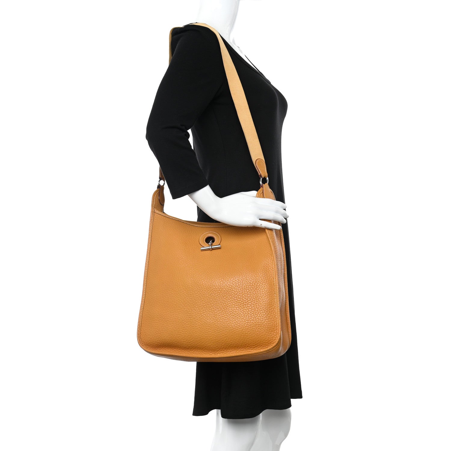 Hermes Taurillon Clemence Vespa GM Natural Sable 2 of 13