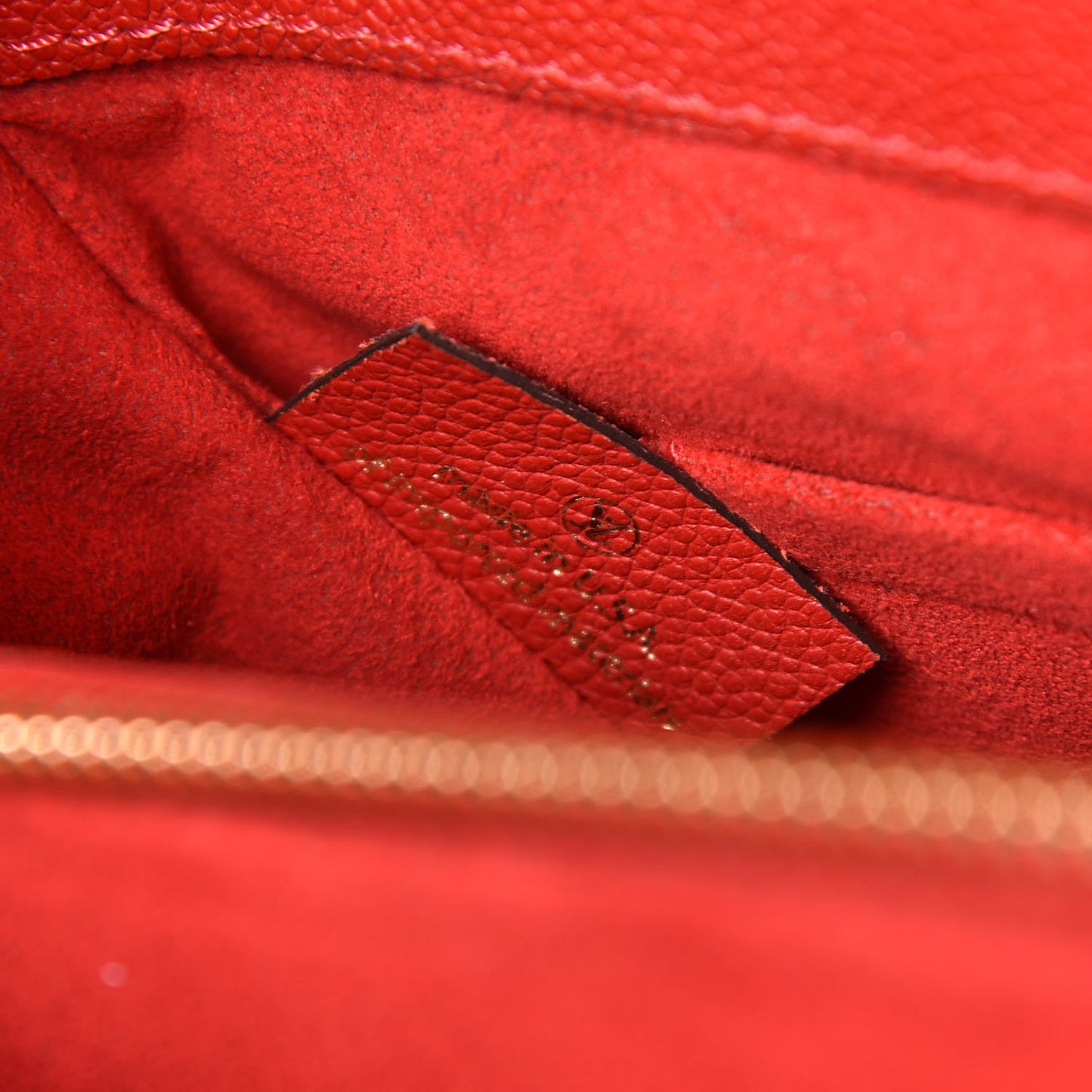Monogram Venus Cherry