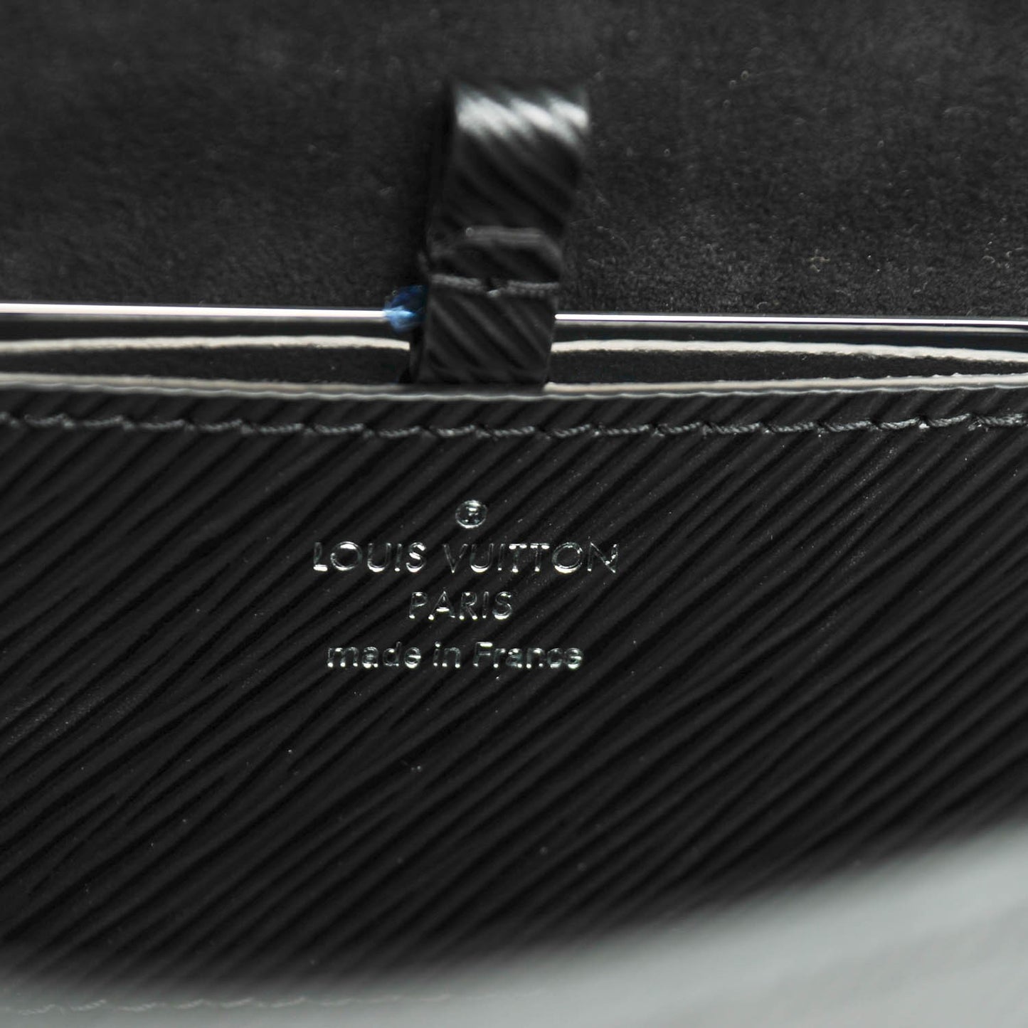 Epi Twist Shoulder Bag MM Black