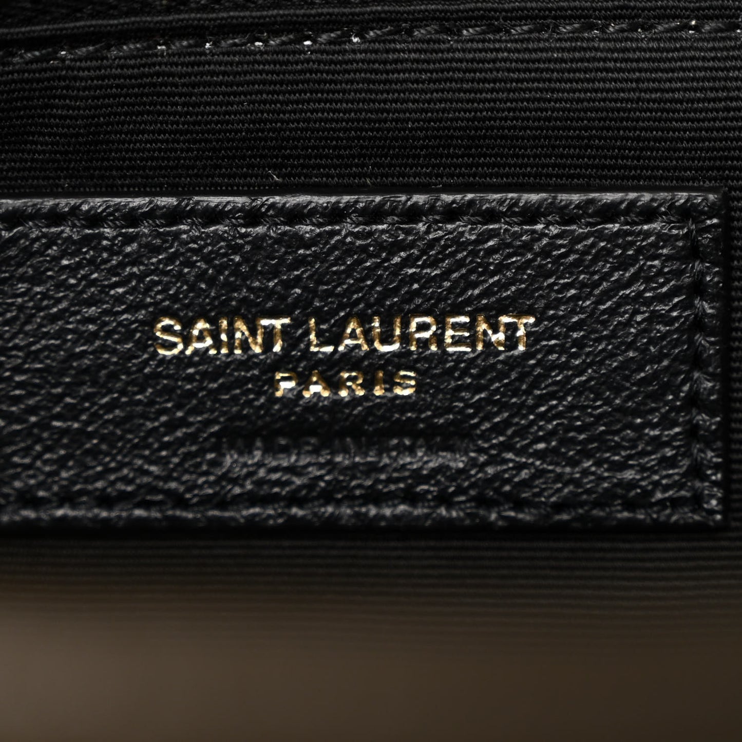 Grained Lambskin Medium Calypso Light Musk