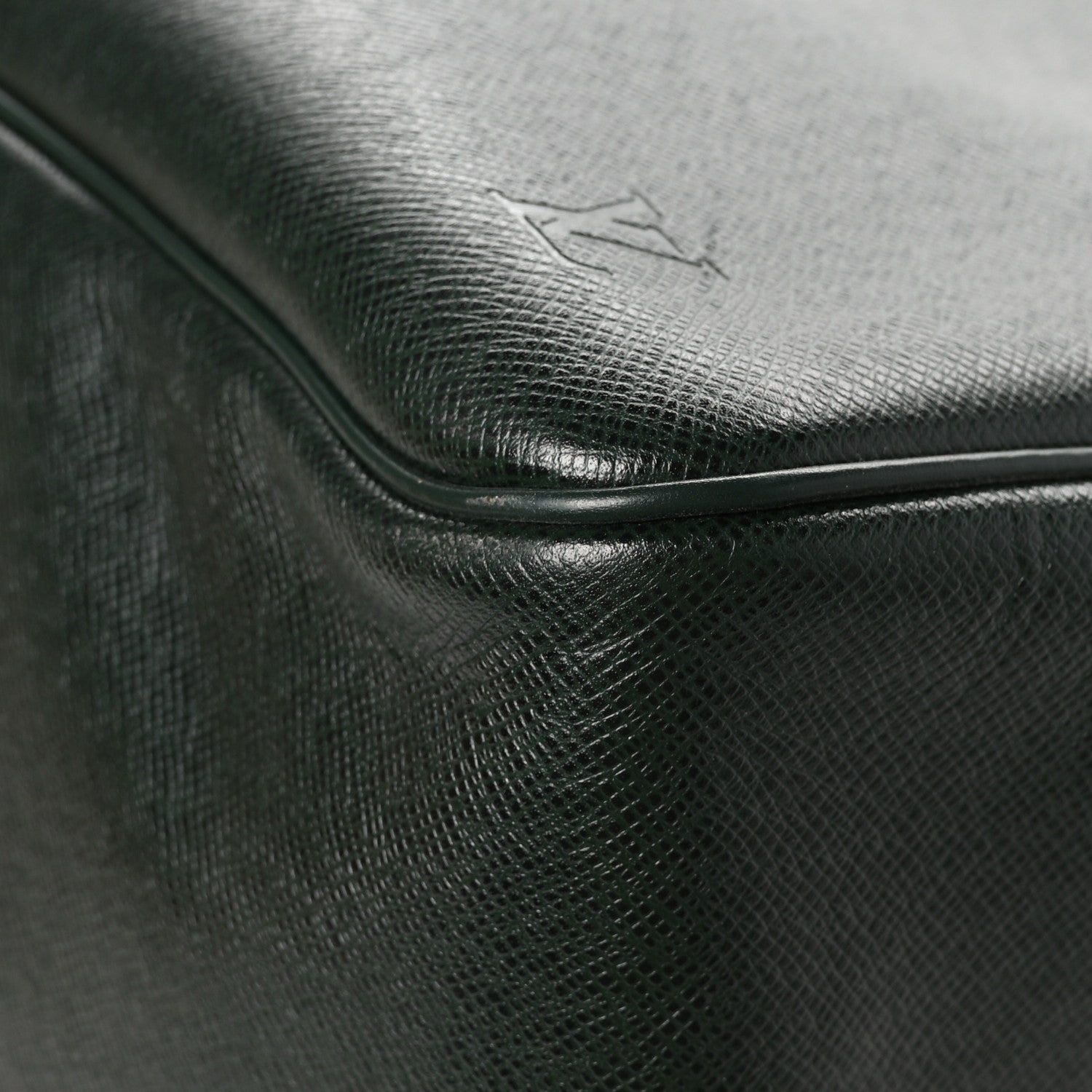 Louis Vuitton Taiga Kendall GM Epicea 9 of 13
