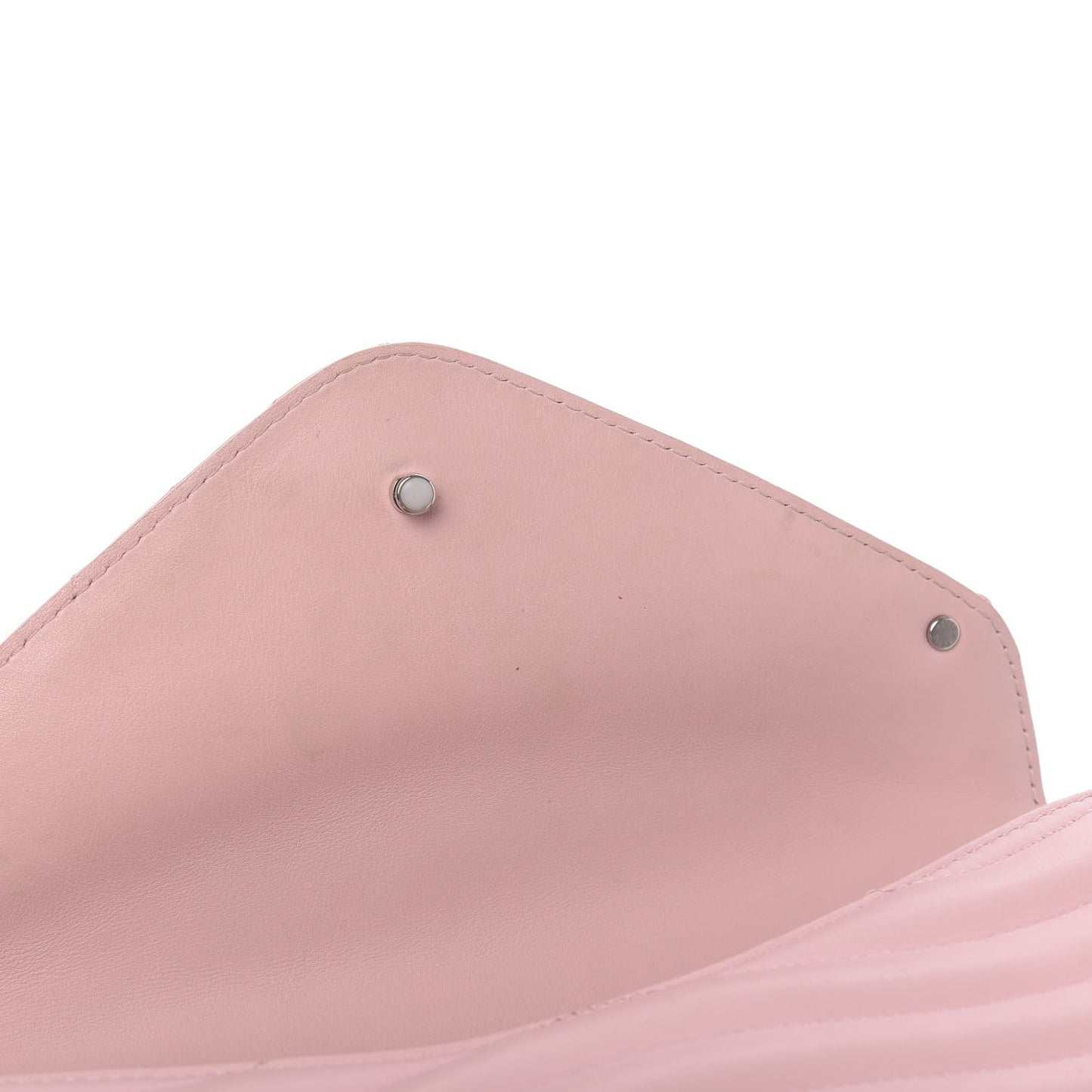 Calfskin New Wave Chain MM Smoothie Pink