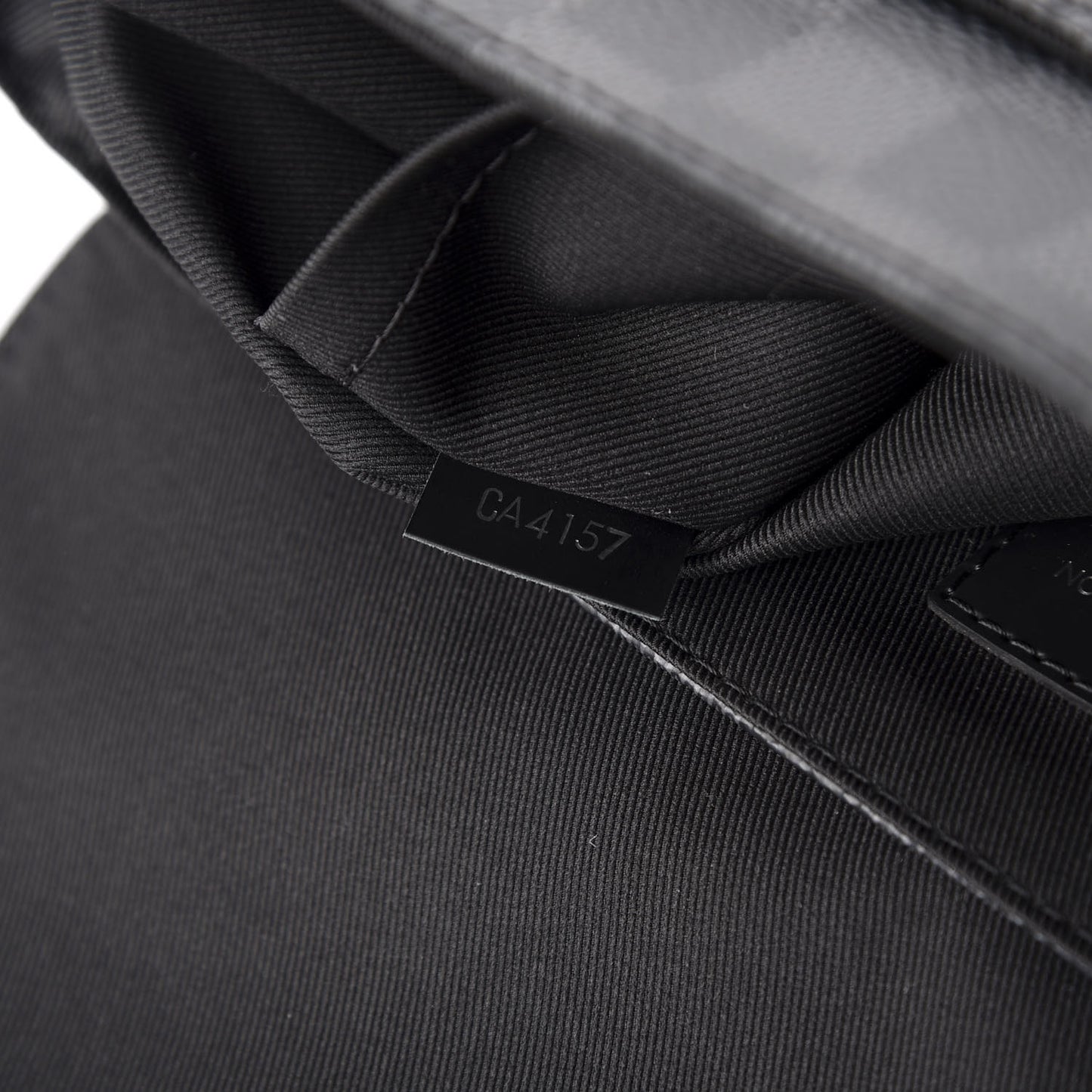 Damier Graphite District PM