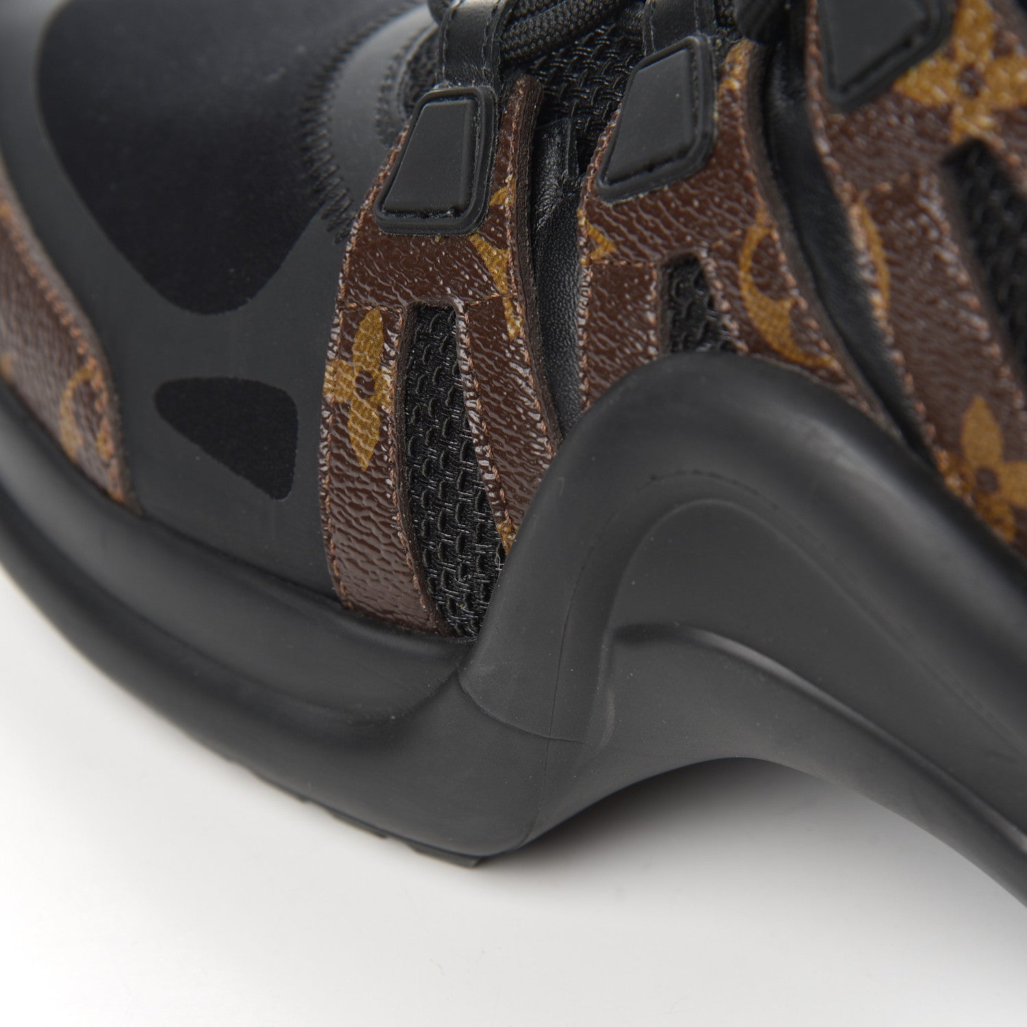 Louis Vuitton Calfskin Patent Monogram LV Archlight Sneakers 42 Black 20 of 20