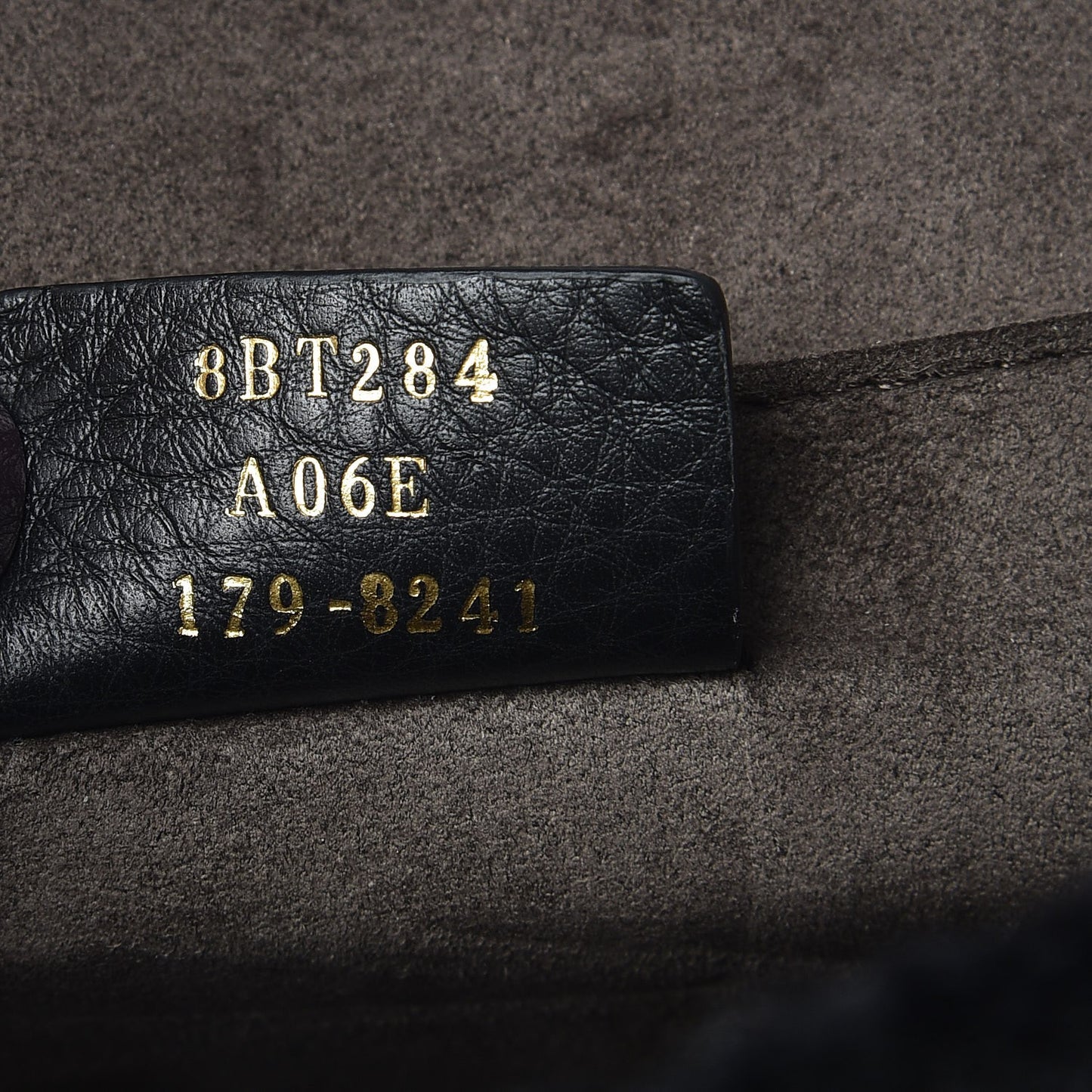 Velluto Astrakan Vitello Dolce F is Fendi Kan I Shoulder Bag Black