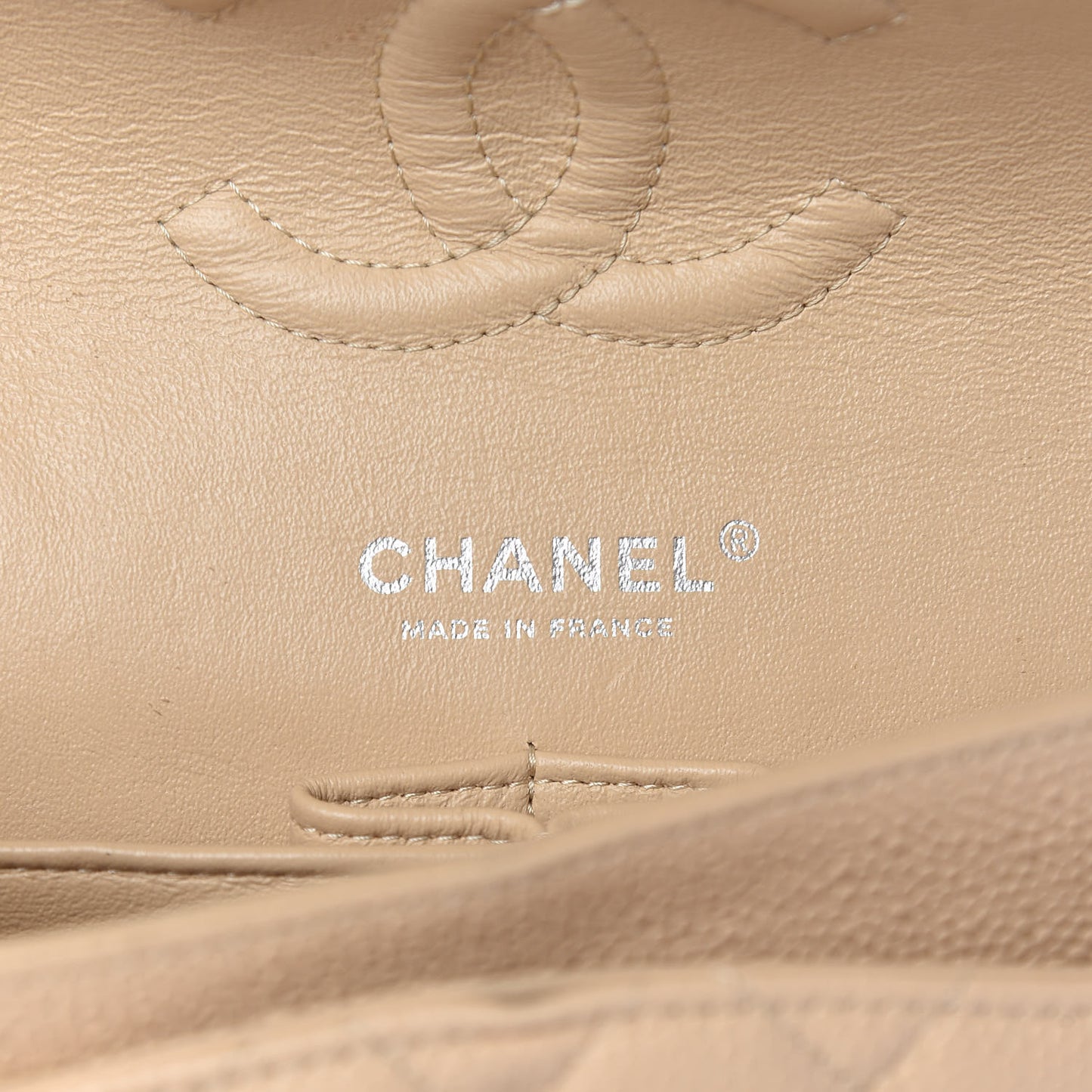 Caviar Quilted Medium Double Flap Beige Clair