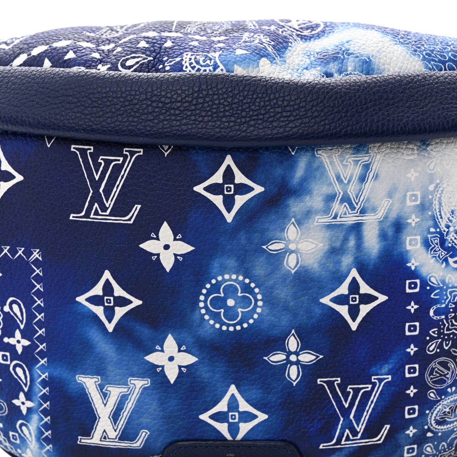 Louis Vuitton Cowhide Monogram Bandana Discovery Bumbag PM Blue 7 of 9