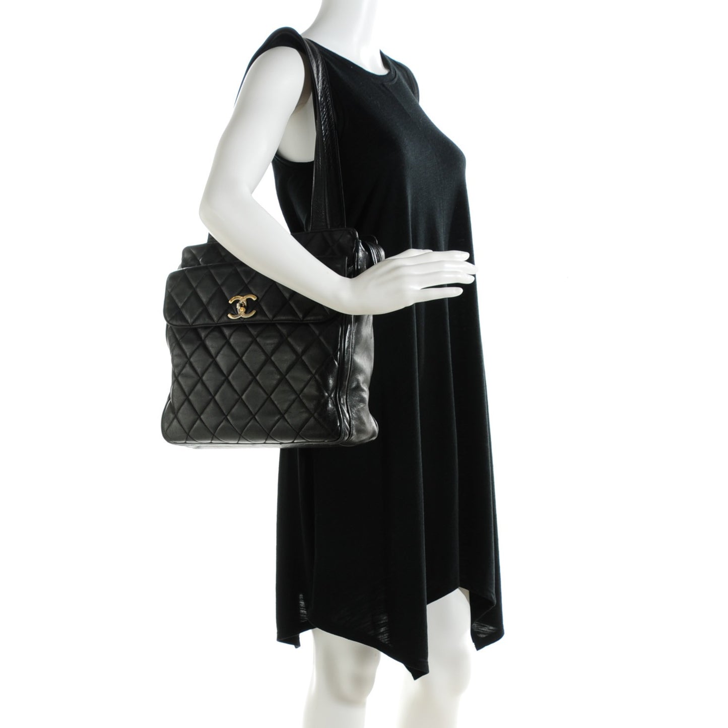 Lambskin Quilted Shoulder Bag Black