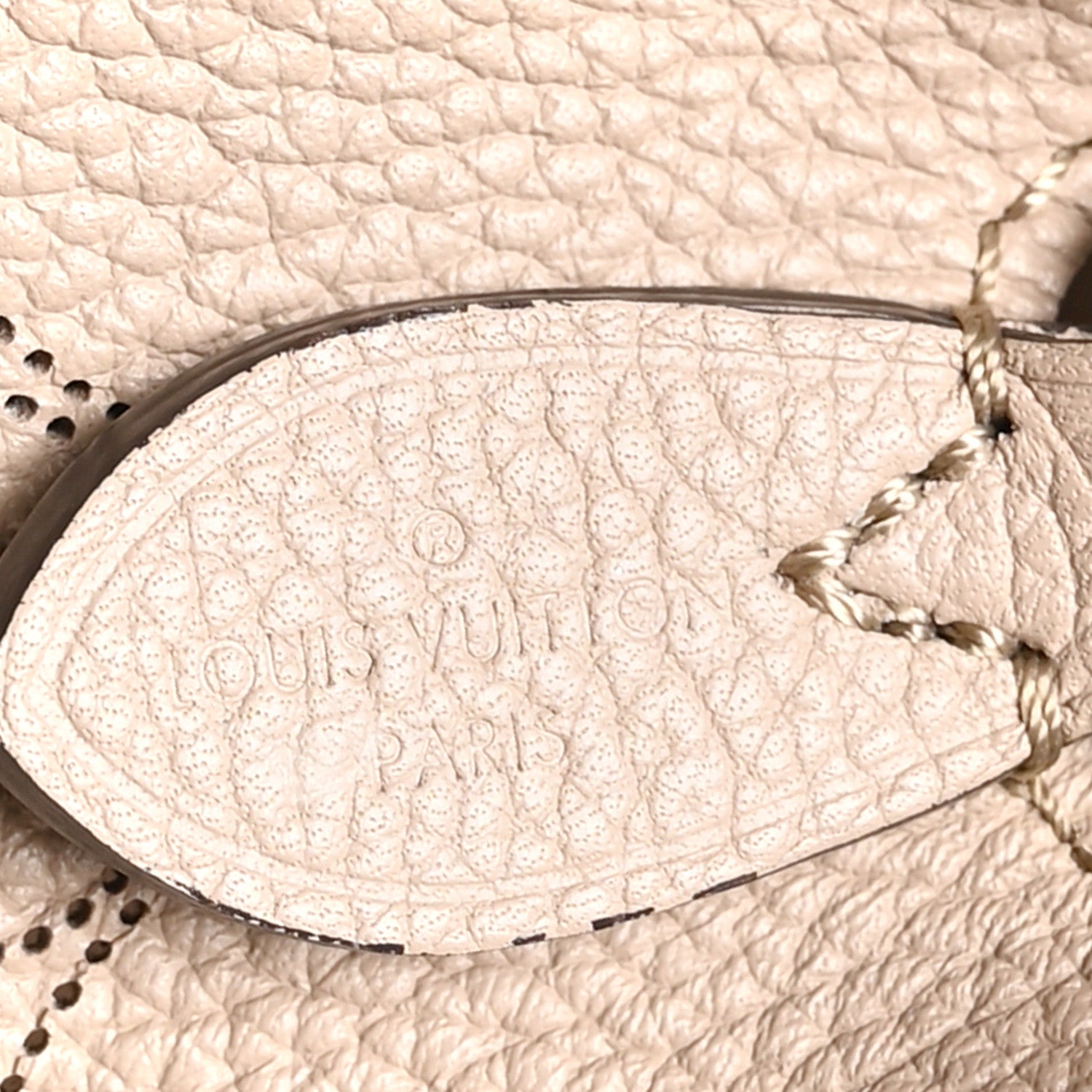 Louis Vuitton Mahina Bella Galet 7 of 12