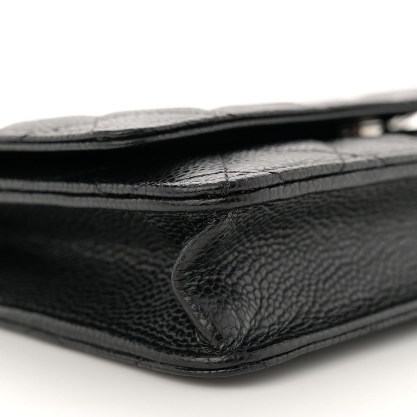 Caviar Quilted Wallet on Chain WOC Black