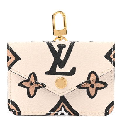 Louis Vuitton Monogram Wild At Heart Felicie Strap & Go Card Case Arizona Cream 1 of 6