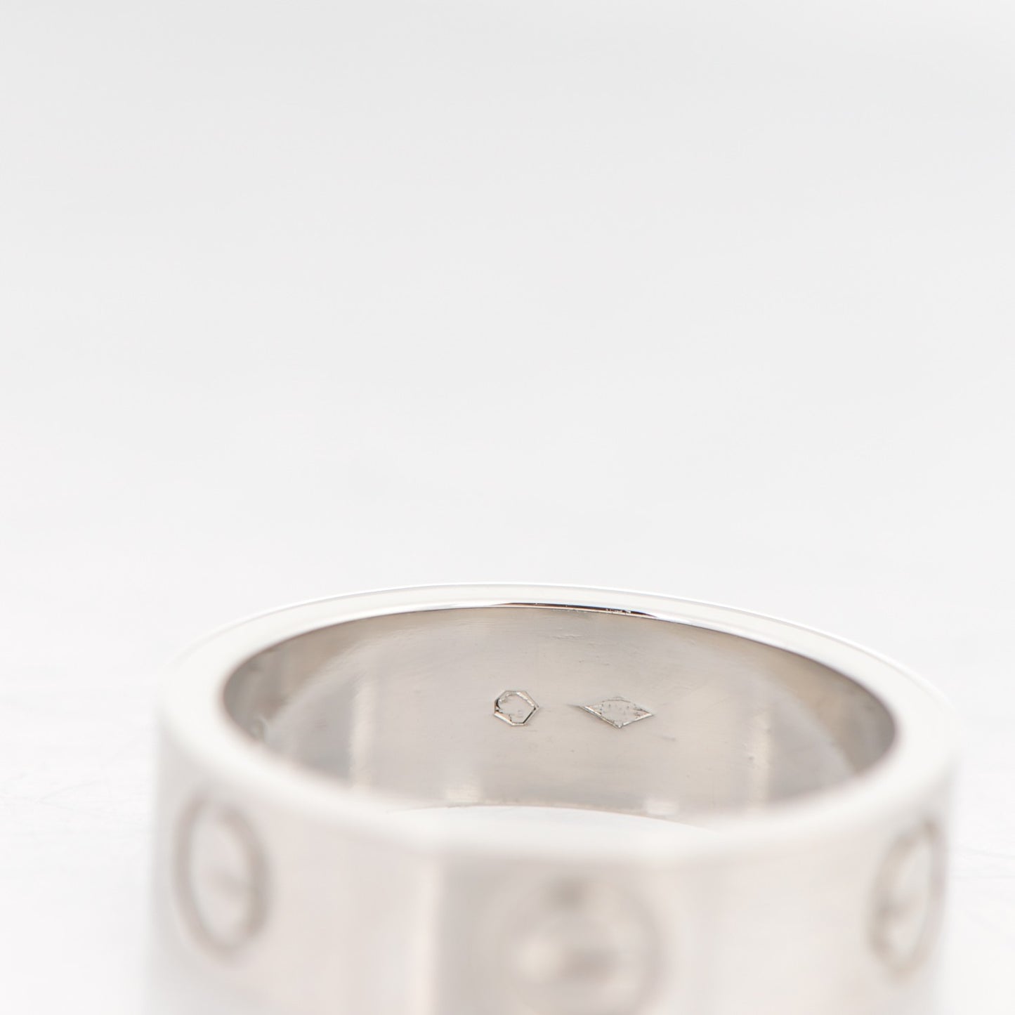 Platinum 5.5mm LOVE Ring 50 5.5