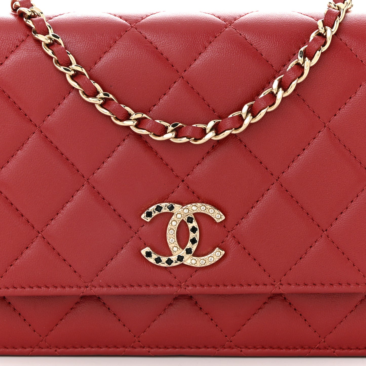 Lambskin Quilted Crystal Pearl CC Wallet On Chain WOC Burgundy