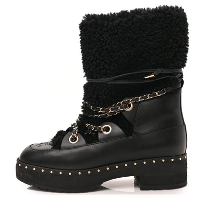 Chanel Calfskin Shearling Lambskin CC Cap Toe Chain Snow Boots 38 Black 1 of 7