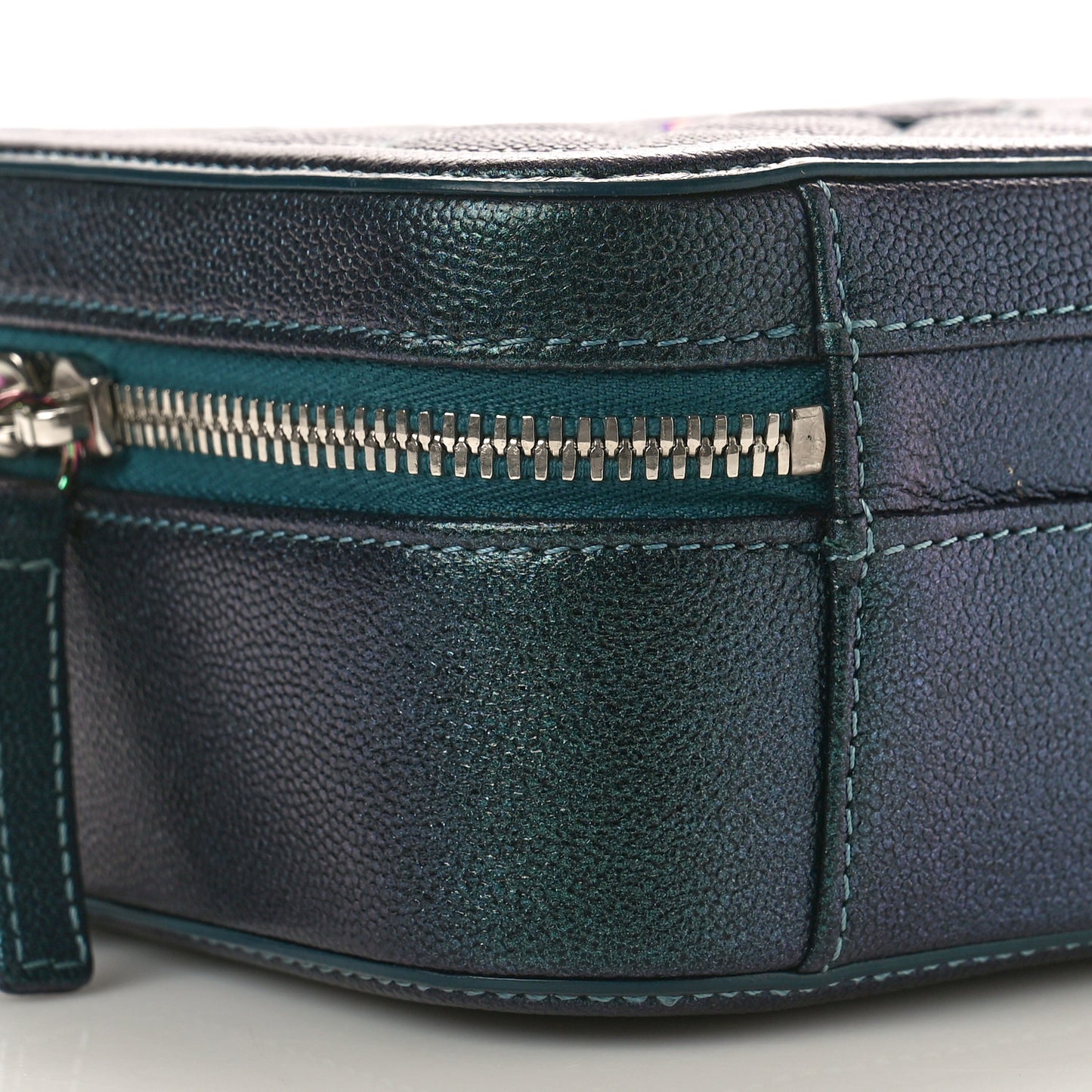Iridescent Caviar Quilted Medium CC Filigree Vanity Case Dark Turquoise