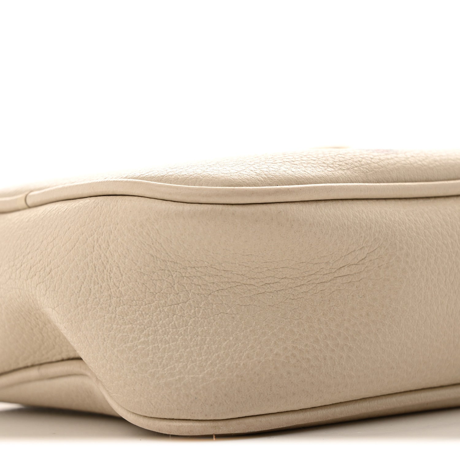 Gucci Grained Calfskin Mini Logo Messenger Bag White 10 of 14