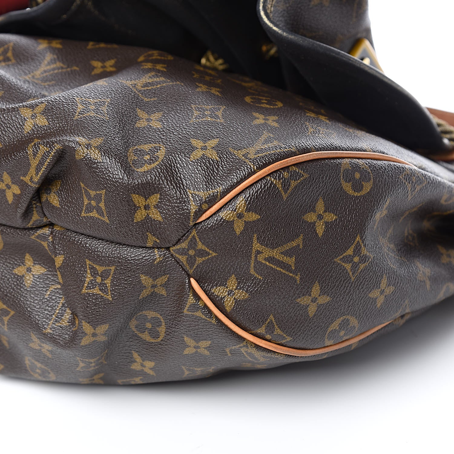 Louis Vuitton Monogram Kalahari GM 8 of 12
