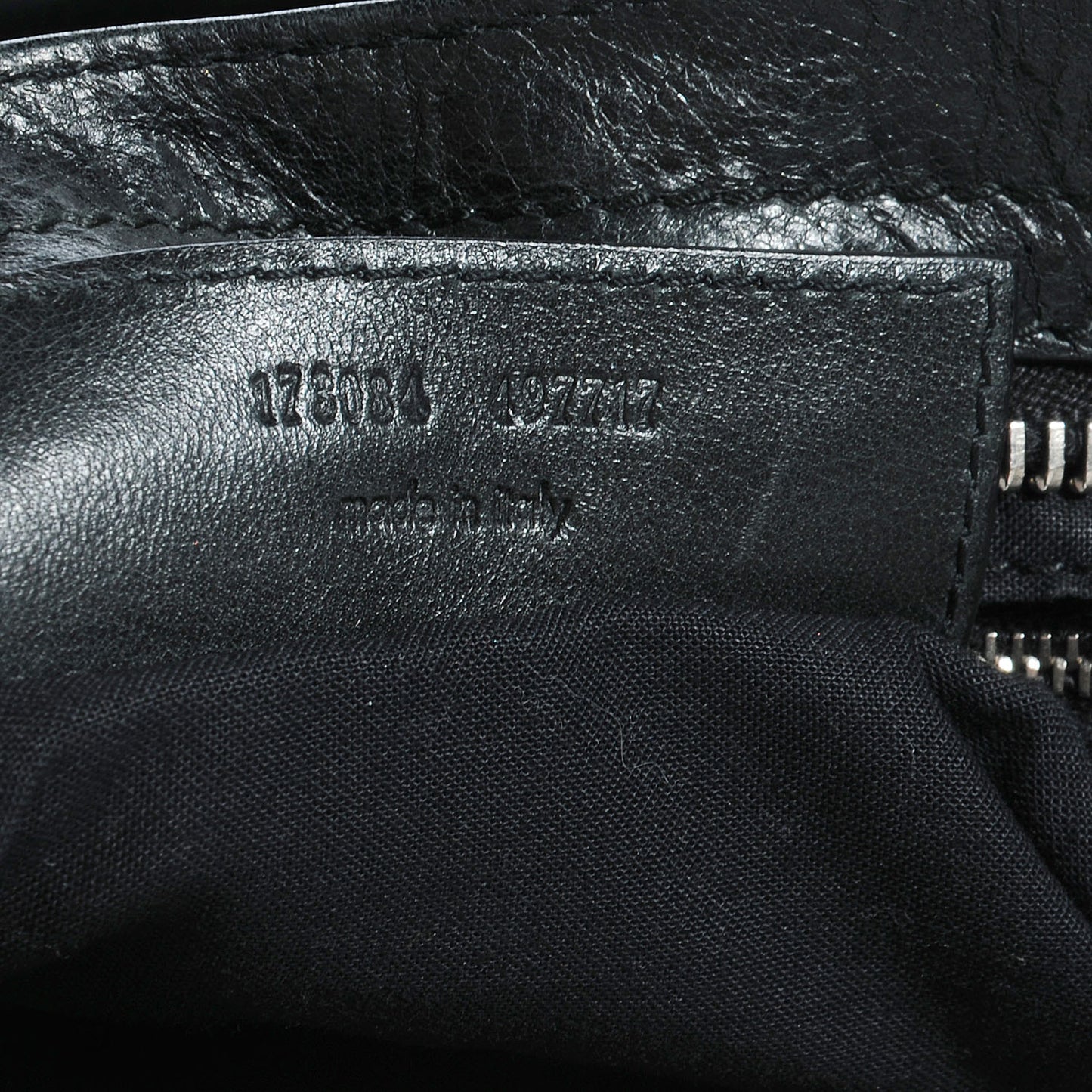 Agneau Giant 21 Silver Hardware City Black