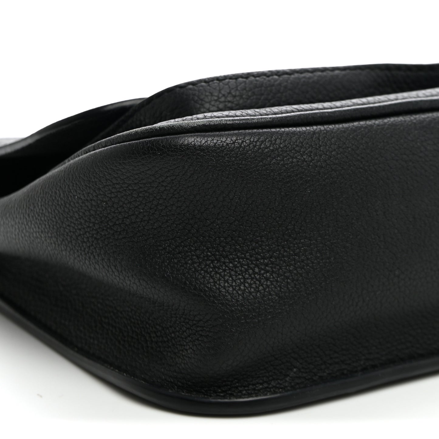 Grained Calfskin Lockme Chain Bag PM Black