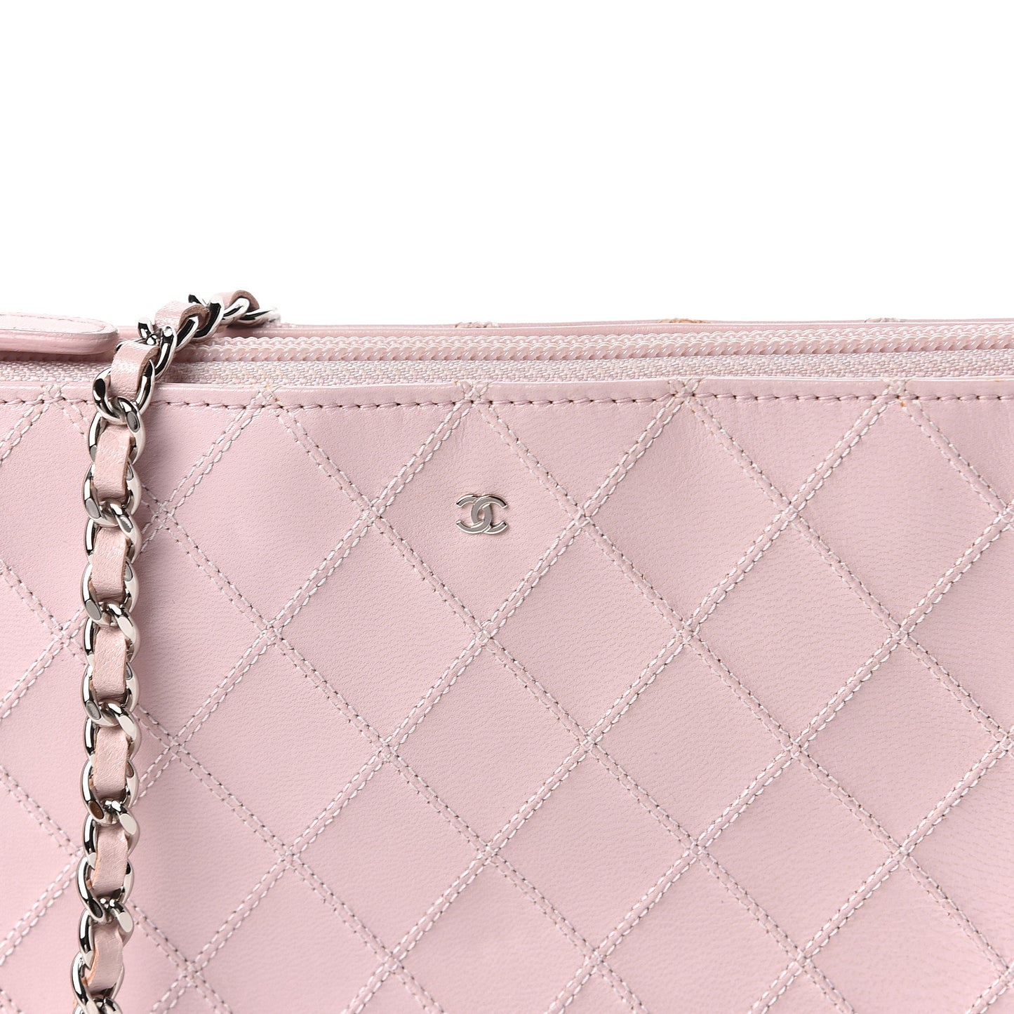 Lambskin Diamond Stitched Shoulder Bag Light Pink