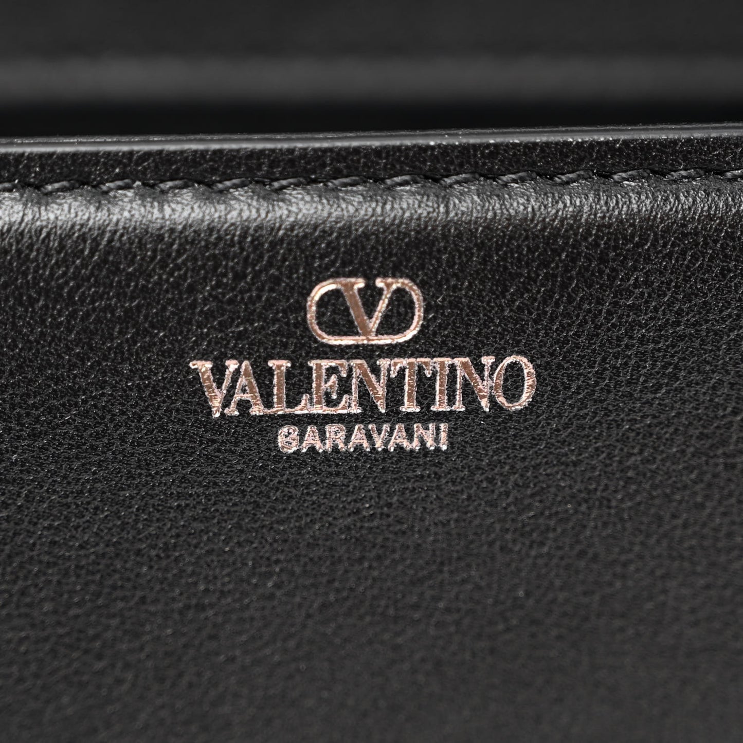 Calfskin Monochrome VLogo Loco Flap Shoulder Bag Black